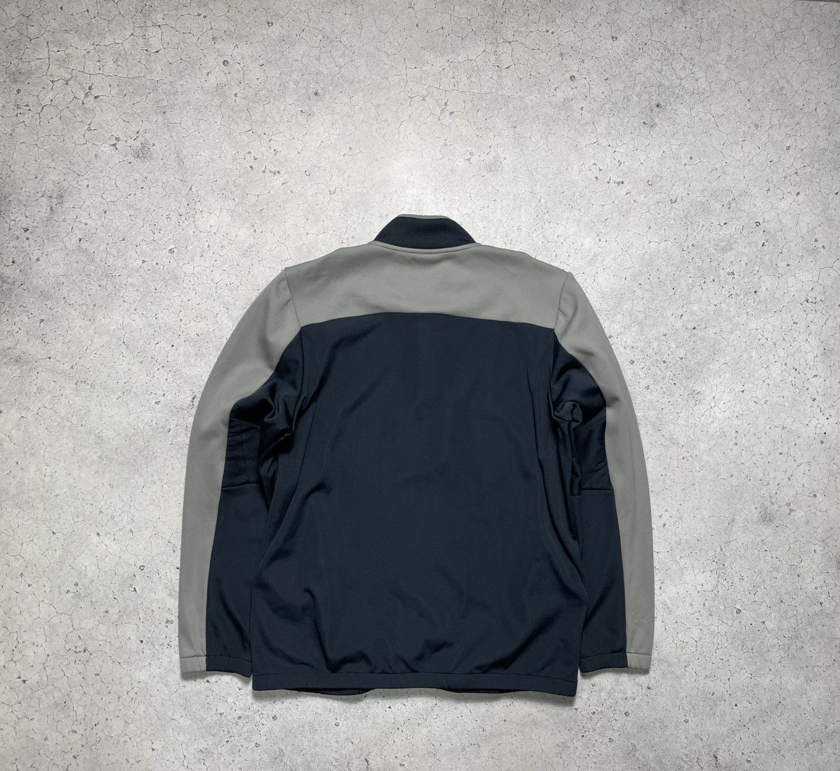 Umbro Vintage Umbro England Team Football Training Fleece Jacket Size US XXL / EU 58 / 5 - 2 Thumbnail