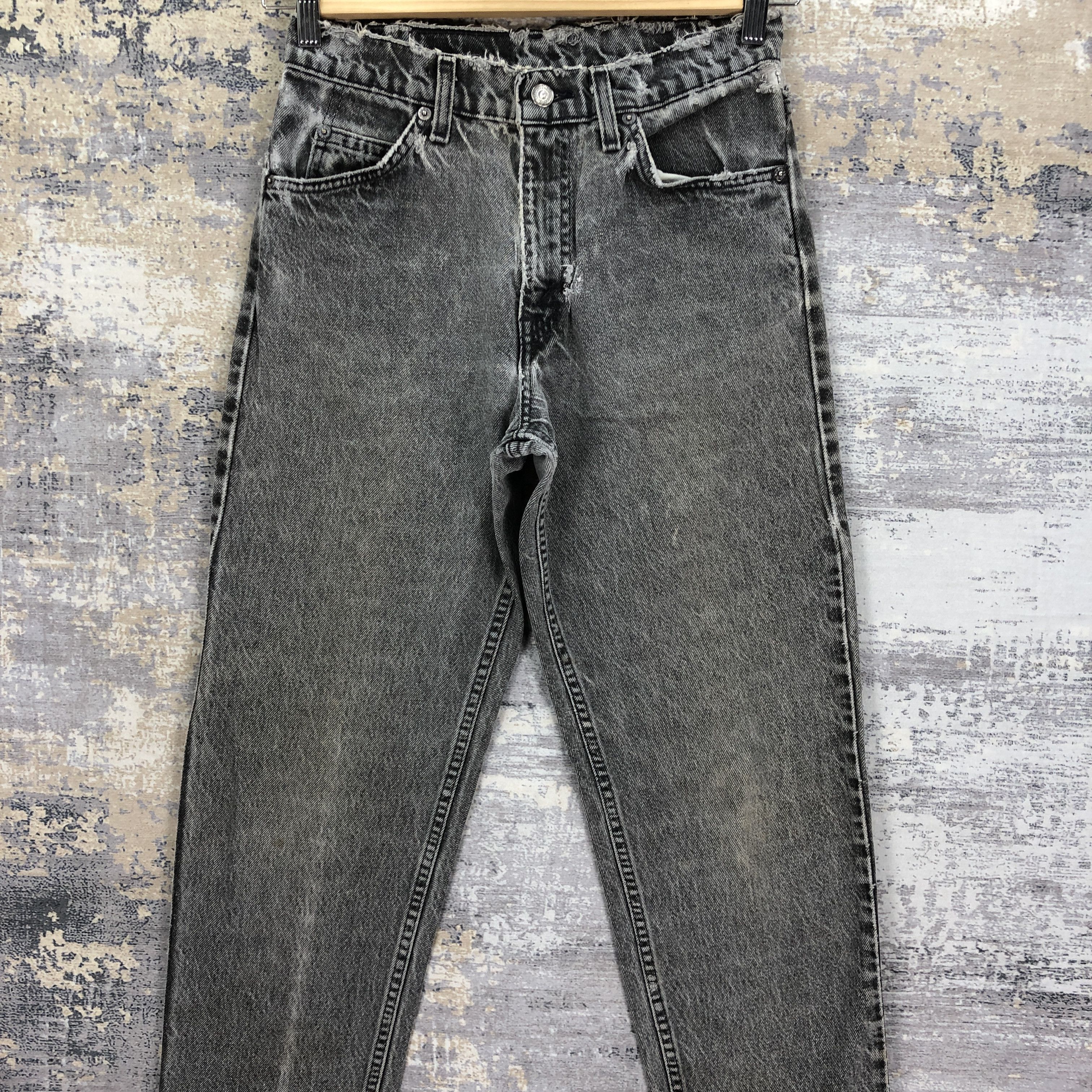 Levi's Vintage Levis 550 Stonewash Faded Black Jeans Ash Gray Denim Size 26" / US 2 / IT 38 - 2 Thumbnail
