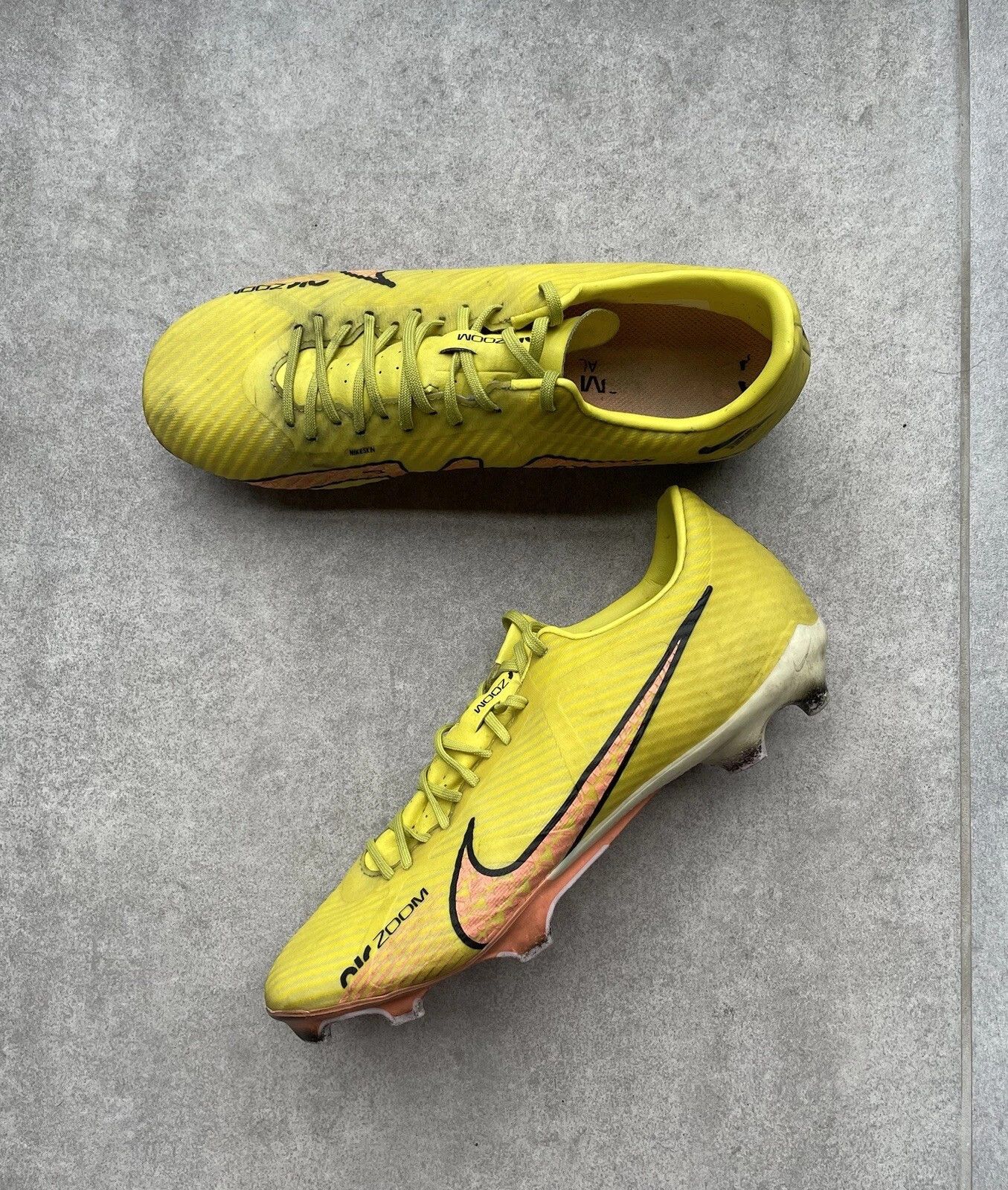 Nike Mens Cleats Nike Football Mercurial Vapor 15 Academy Soccer Size US 8 / EU 41 - 2 Thumbnail