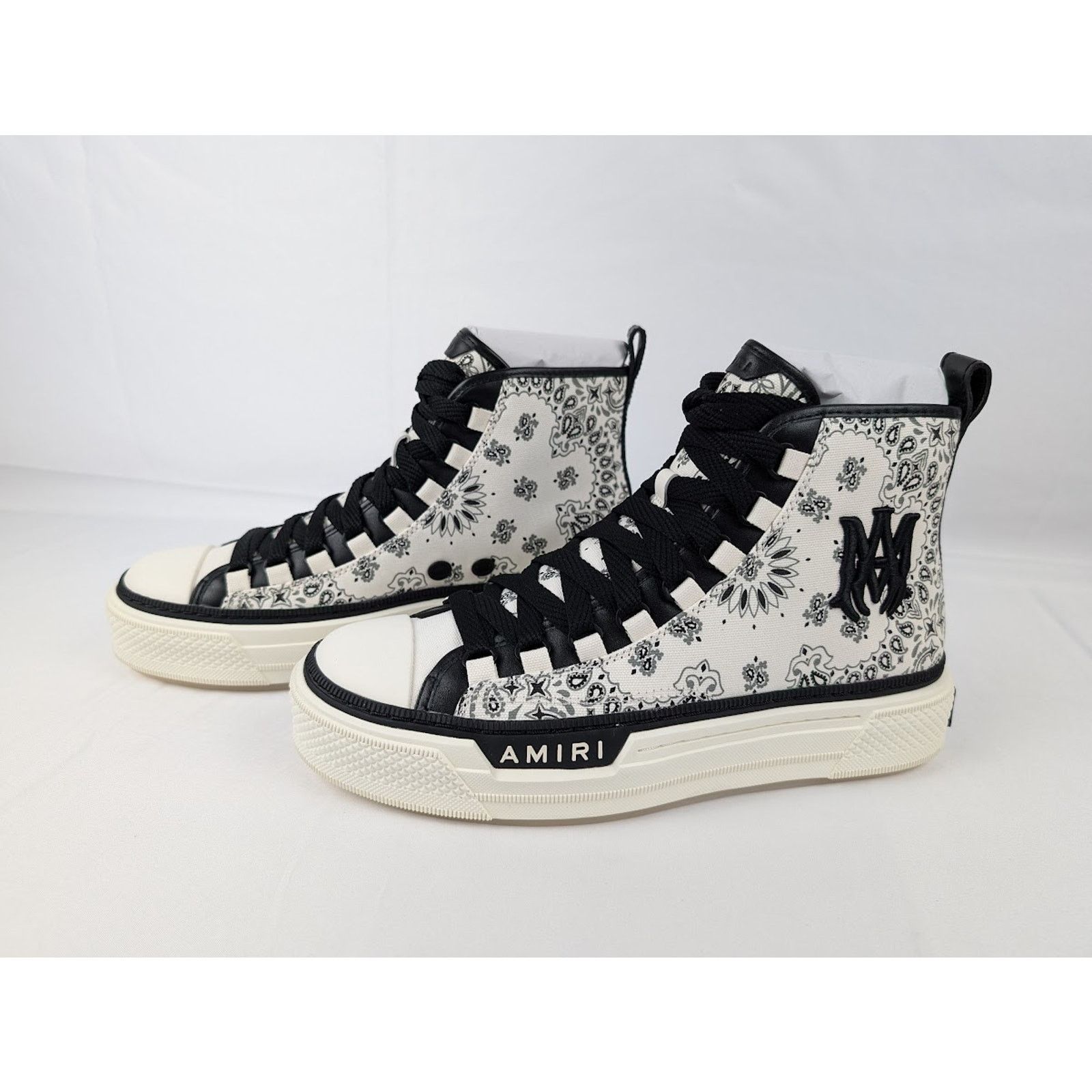 Amiri o1rshd1 Bandana MA Court High Sneakers in White/Black Size US 13 / EU 46 - 15 Thumbnail