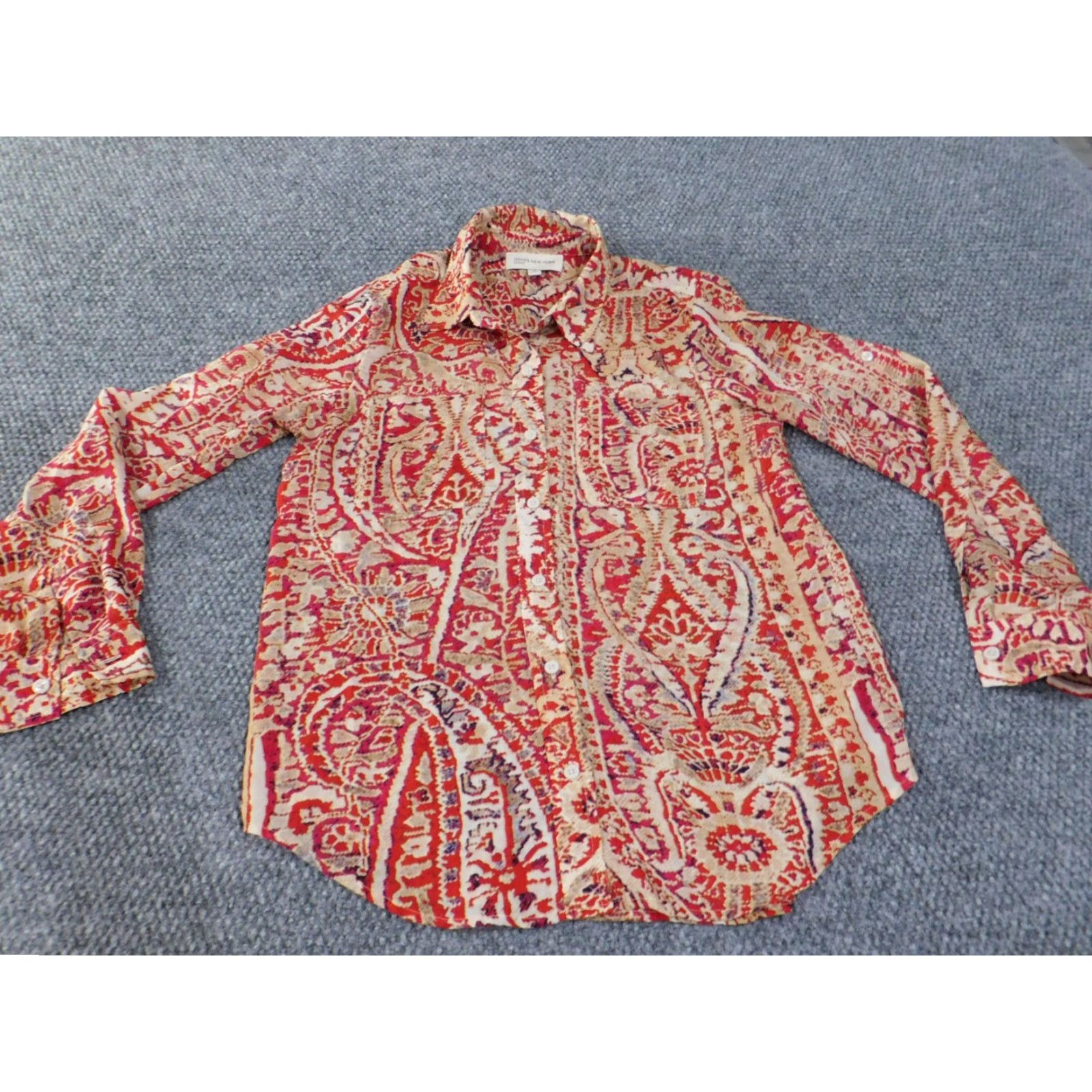 Jones New York Jones New York top Womens Button-Up City casual Geometric Red S Small Long Sleeve Collared Polyester Rayon Regular Stretch Size S / US 4 / IT 40 - 4 Thumbnail