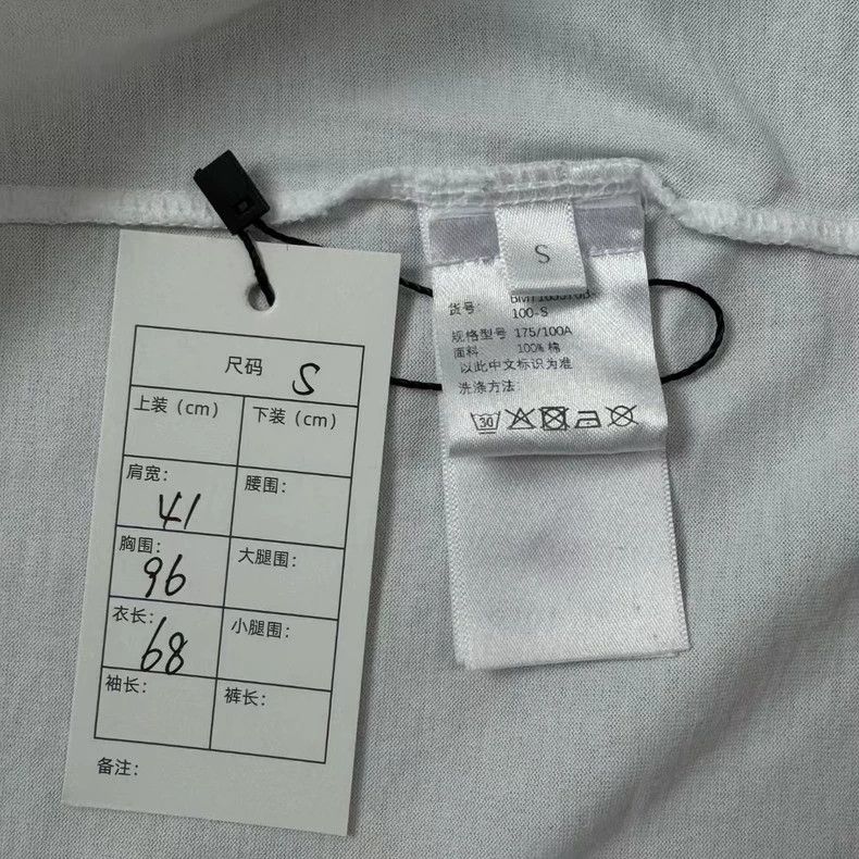 Givenchy Givenchy White Double-sided Logo Short Sleeve 2505-Nextarro Size US S / EU 44-46 / 1 - 4 Thumbnail