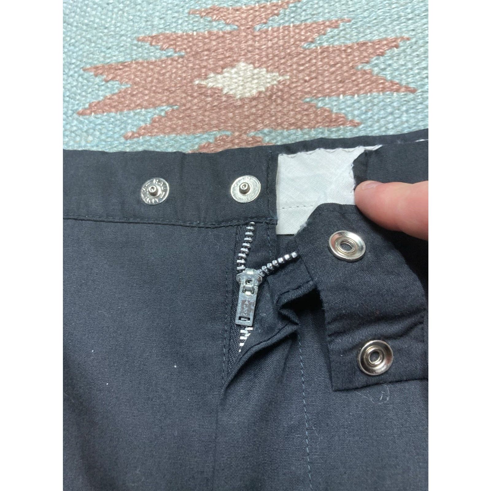 Vintage VINTAGE Lightweight Shorts 70s Polyester Cotton Black Paint Stained Distressed 27 Men Size US 27 - 5 Thumbnail