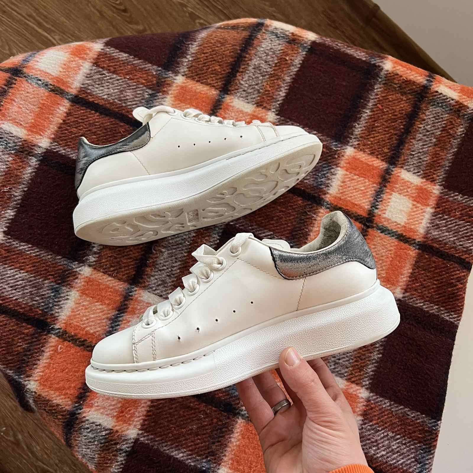 Alexander McQueen × Designer Alexander McQueen Sneakers Sz 37 Size US 6 / IT 36 - 2 Thumbnail