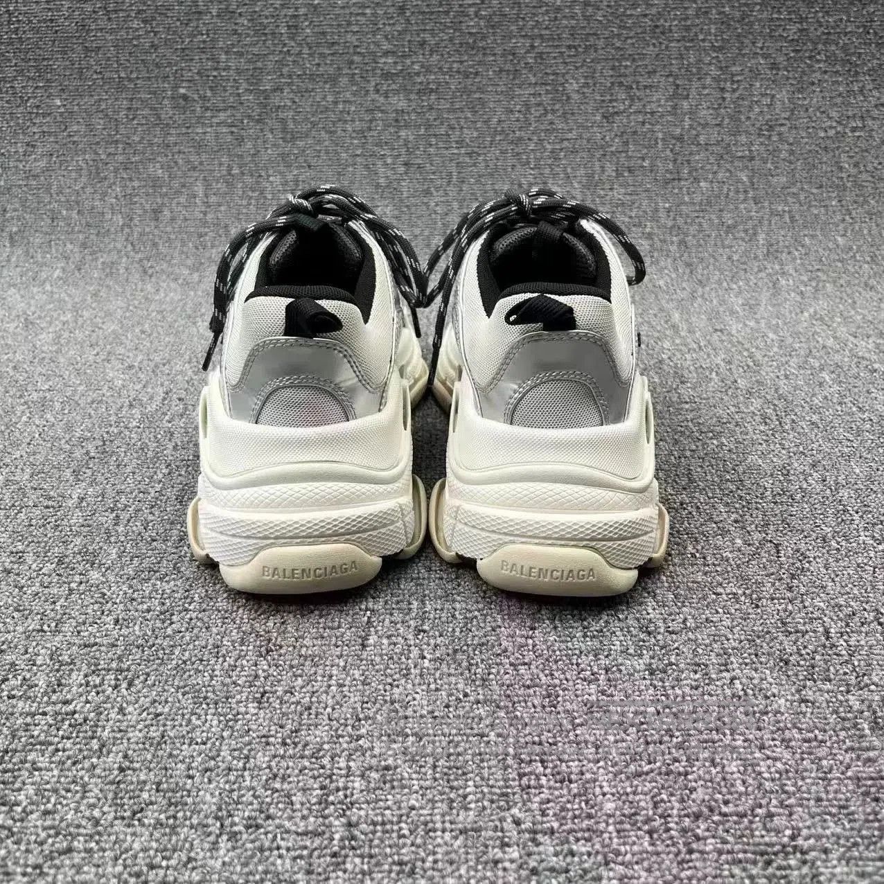 Balenciaga Balenciaga Triple S Silver Mirror Dad Sneakers. Size US 7.5 / EU 40-41 - 3 Thumbnail