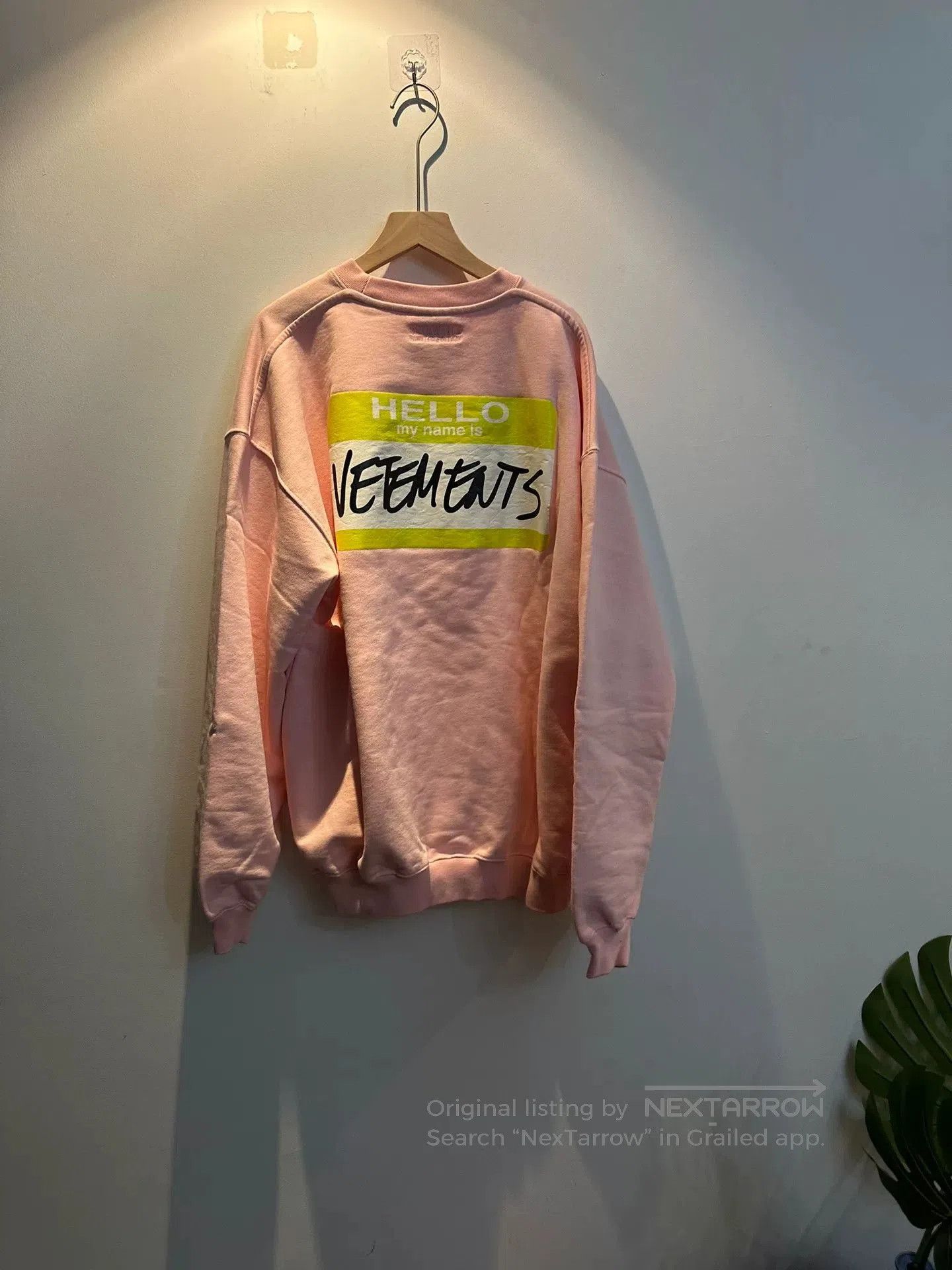 Vetements Vetements Logo Pink Sweatshirt. Size US XS / EU 42 / 0 - 2 Thumbnail