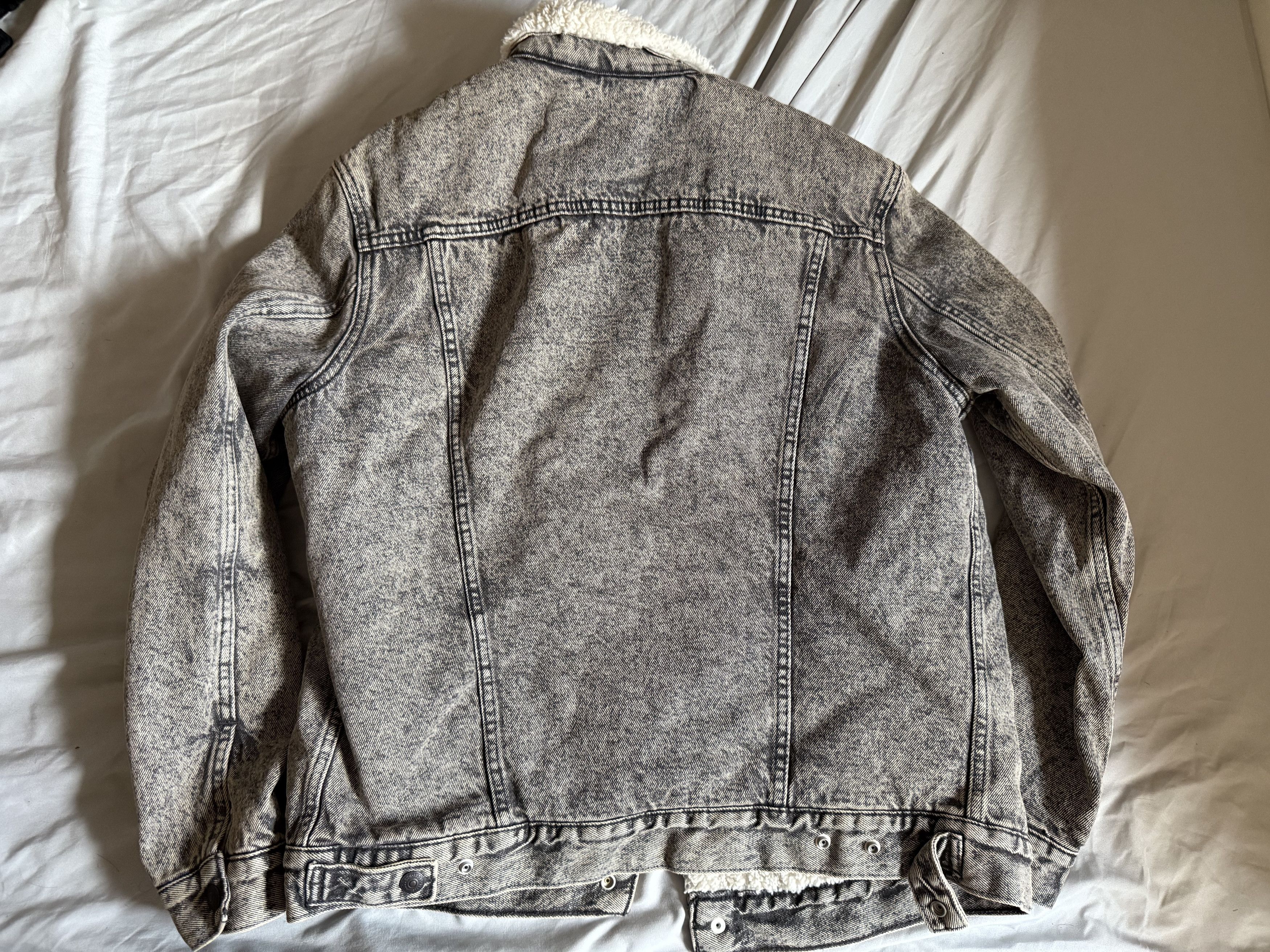 Levi's Levi’s Men’s Sherpa Trucker Jean Jacket Size Large $128 Size US L / EU 52-54 / 3 - 5 Thumbnail