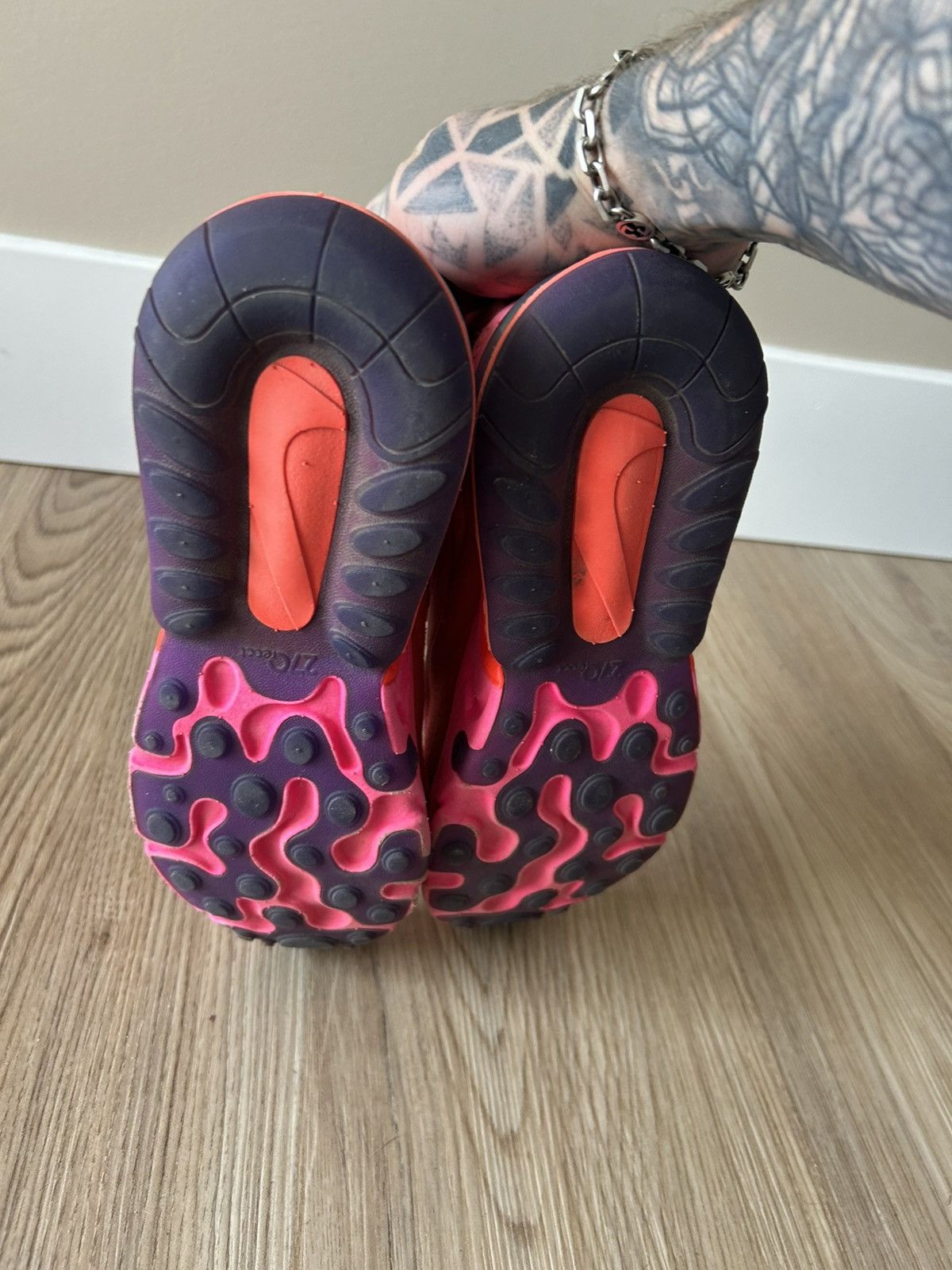Nike Nike Airmax React 270 Valentines Day Size US 7 / EU 40 - 4 Thumbnail