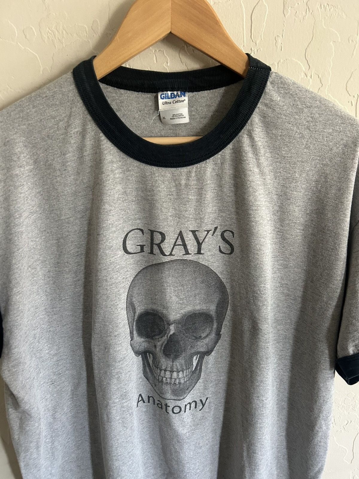 Vintage Vintage Grays Anatomy Shirt Size XL Size US XL / EU 56 / 4 - 2 Thumbnail