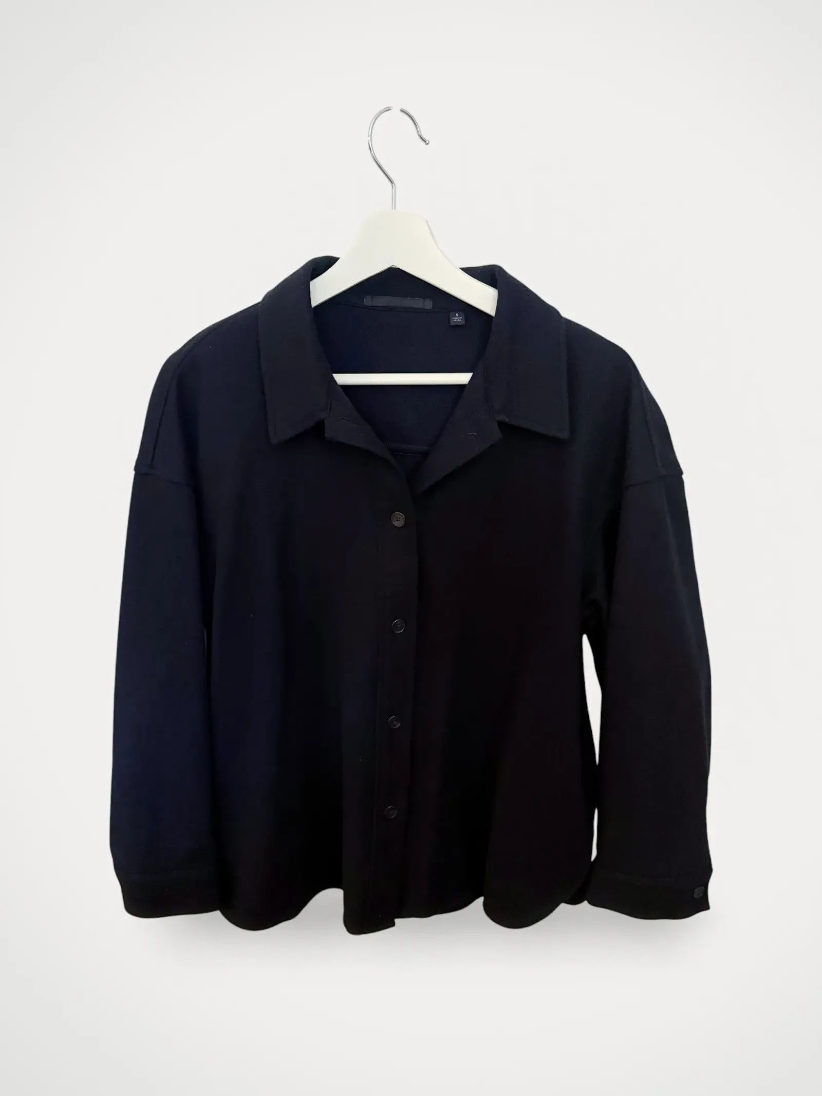 Uniqlo Uniqlo Jacket Size S / US 4 / IT 40 - 1 Thumbnail