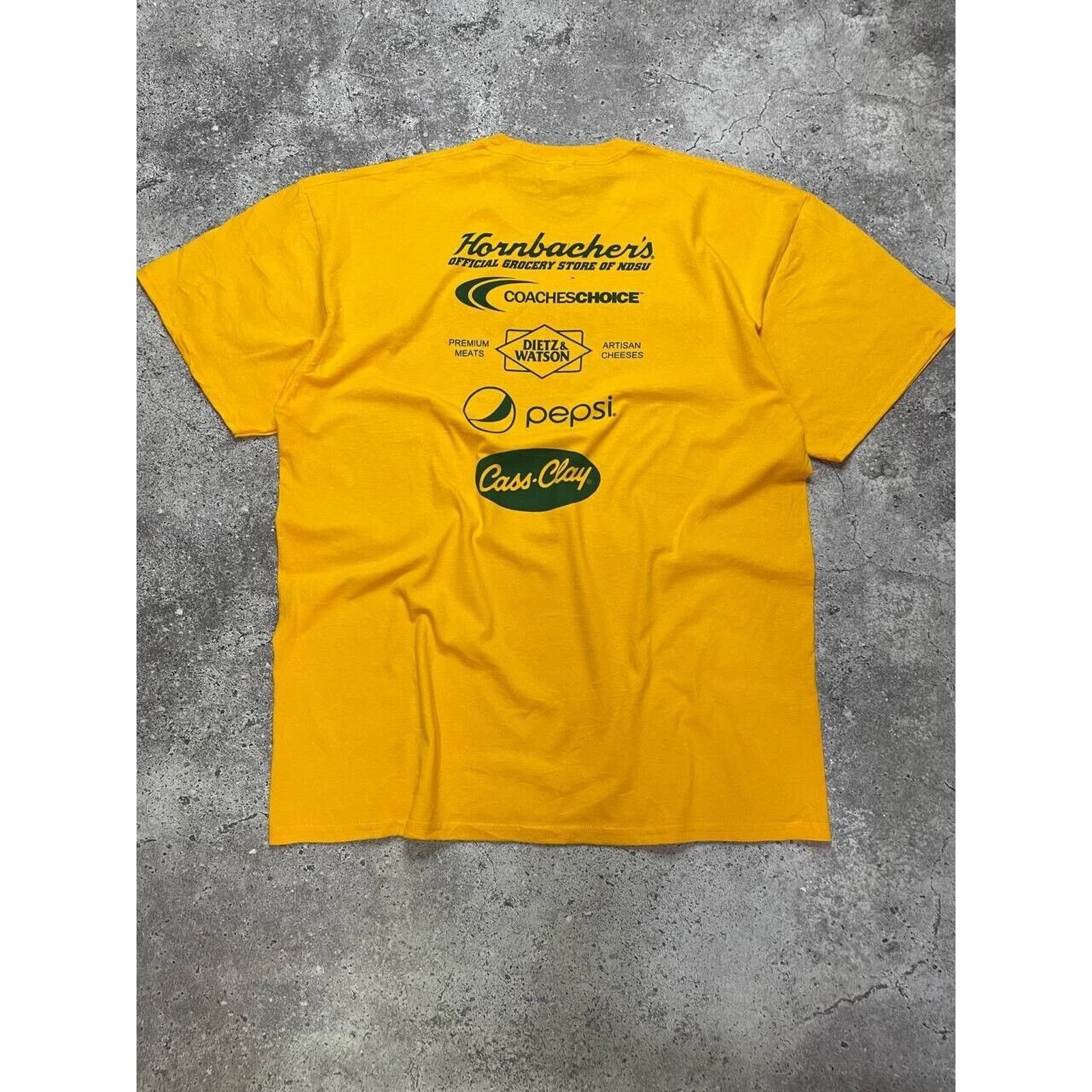 Vintage Vintage NDSU Bison Football T-Shirt Yellow XL Saturdays Tee Size US XL / EU 56 / 4 - 6 Thumbnail