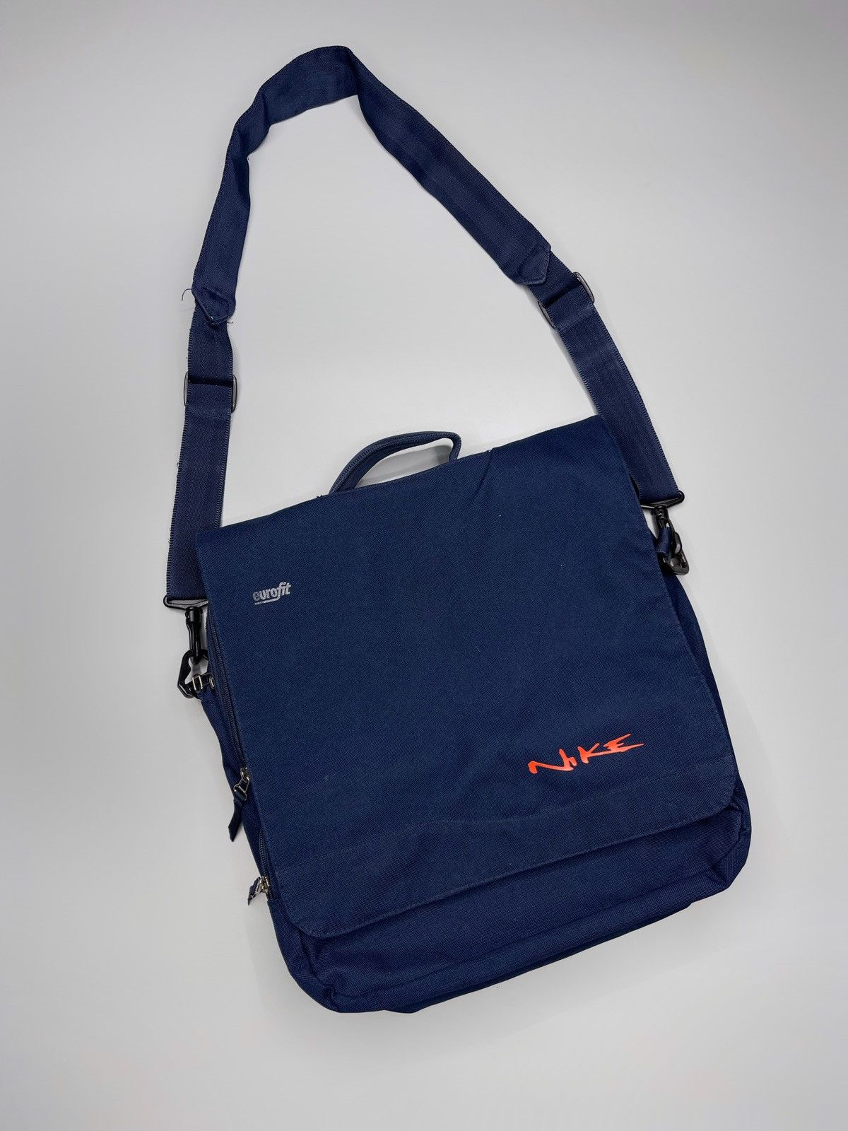 Nike × Vintage Vintage Y2k Nike Messenger Bag 2 in 1 Size ONE SIZE - 1 Thumbnail