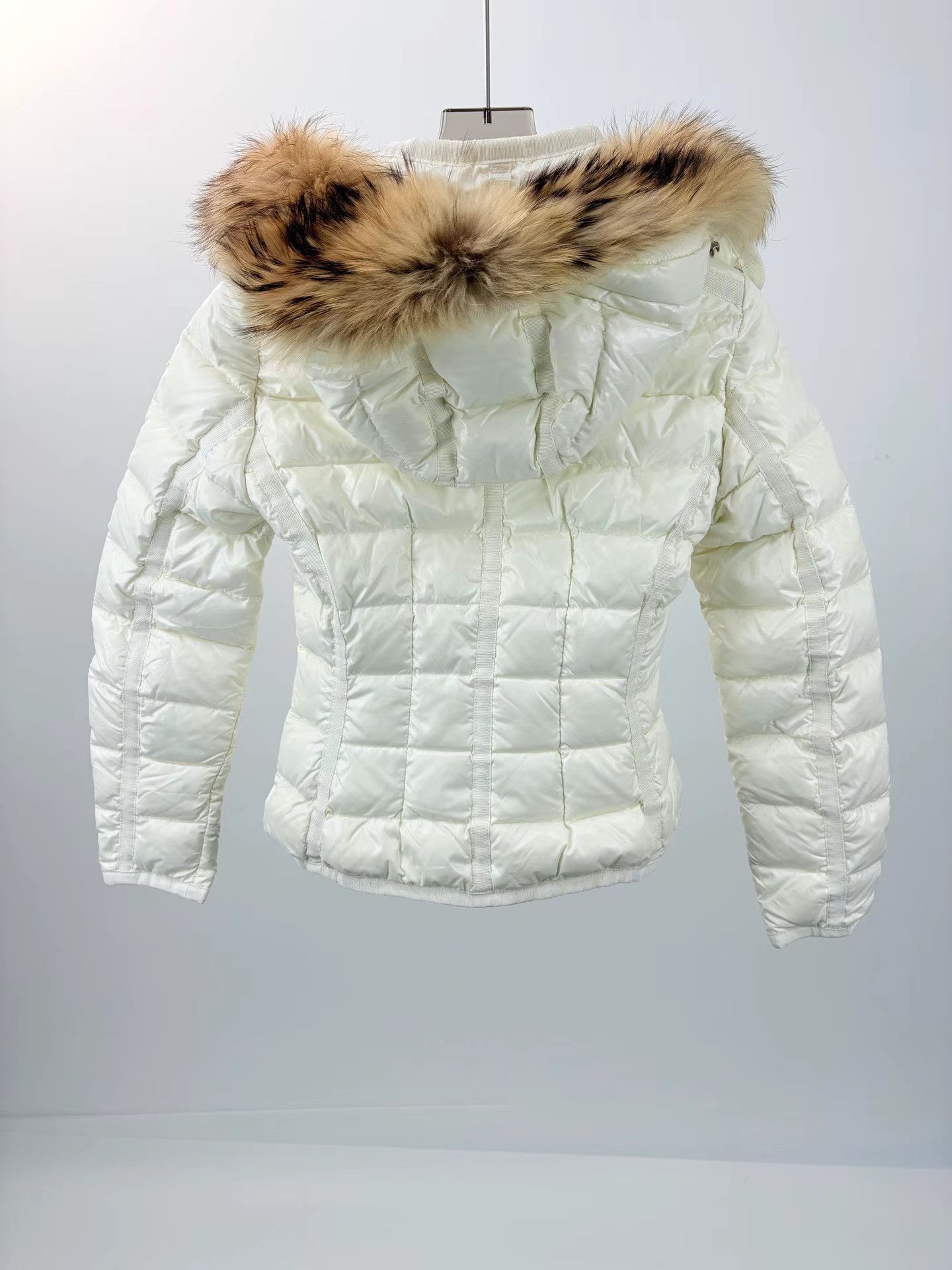 Moncler MONCLER ARMOISE Logo Down Jacket with Fur Collar K1 Size XXS / US 00 / IT 34 - 2 Thumbnail