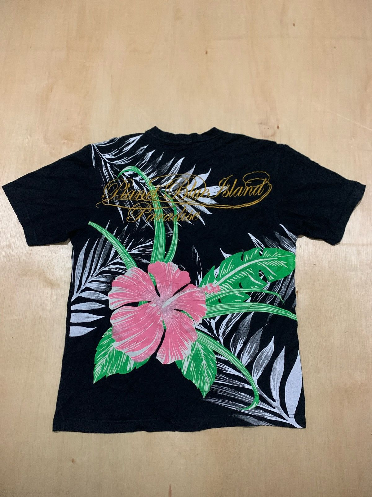 Japanese Brand × Vintage Vintage Y2k Flower Blanet Blue Island Tshirt Size US M / EU 48-50 / 2 - 1 Thumbnail