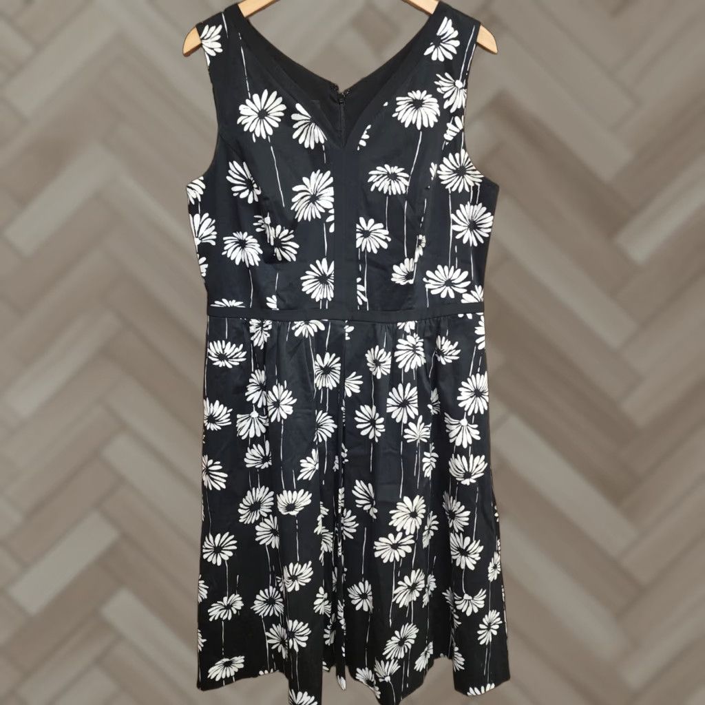 Talbots Talbots Dress Floral Multicolor Sleeveless Knee Length Womens 12 Size 12 Pleated Size XL / US 12-14 / IT 48-50 - 1 Thumbnail