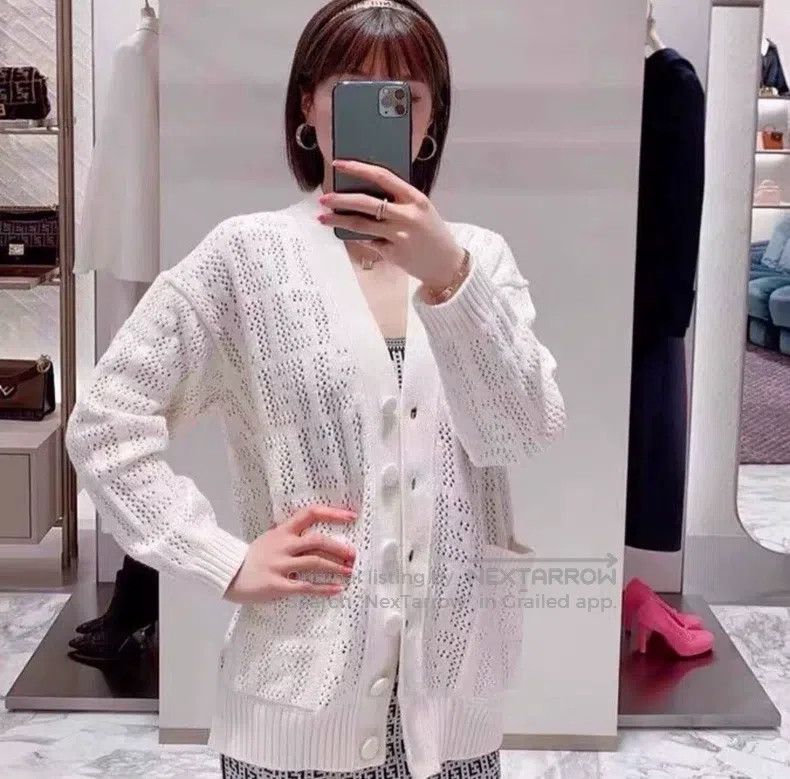 Fendi Fendi White logo hollow-out cotton knitted cardigan coat Size XS / US 0-2 / IT 36-38 - 9 Thumbnail