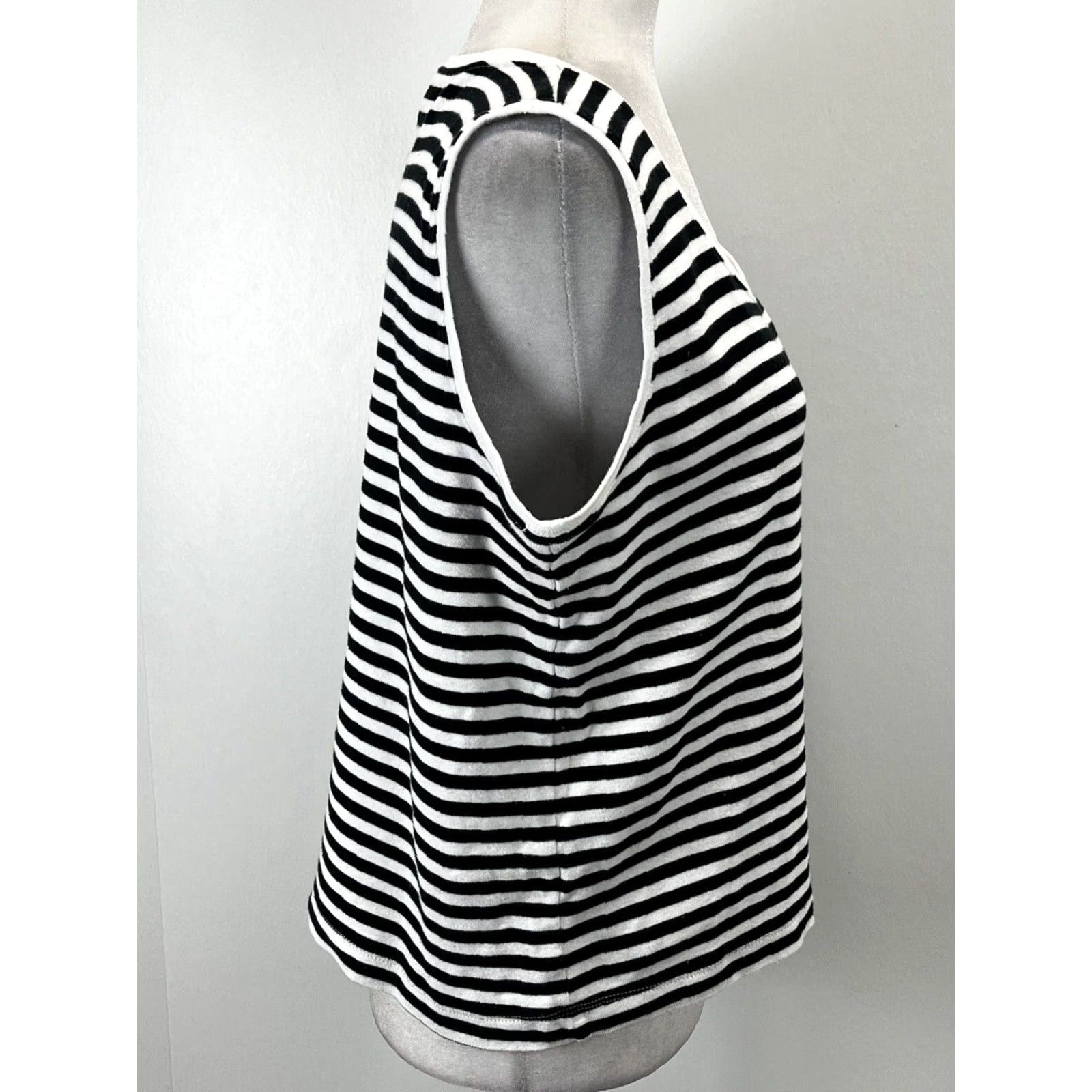Vintage CHICOS Tank Top - Striped Knit Sleeveless Shirt - Size 3 Regular - Black & White Cotton - Women’s GUC Sleeveless Shirt Size XS / US 0-2 / IT 36-38 - 4 Thumbnail