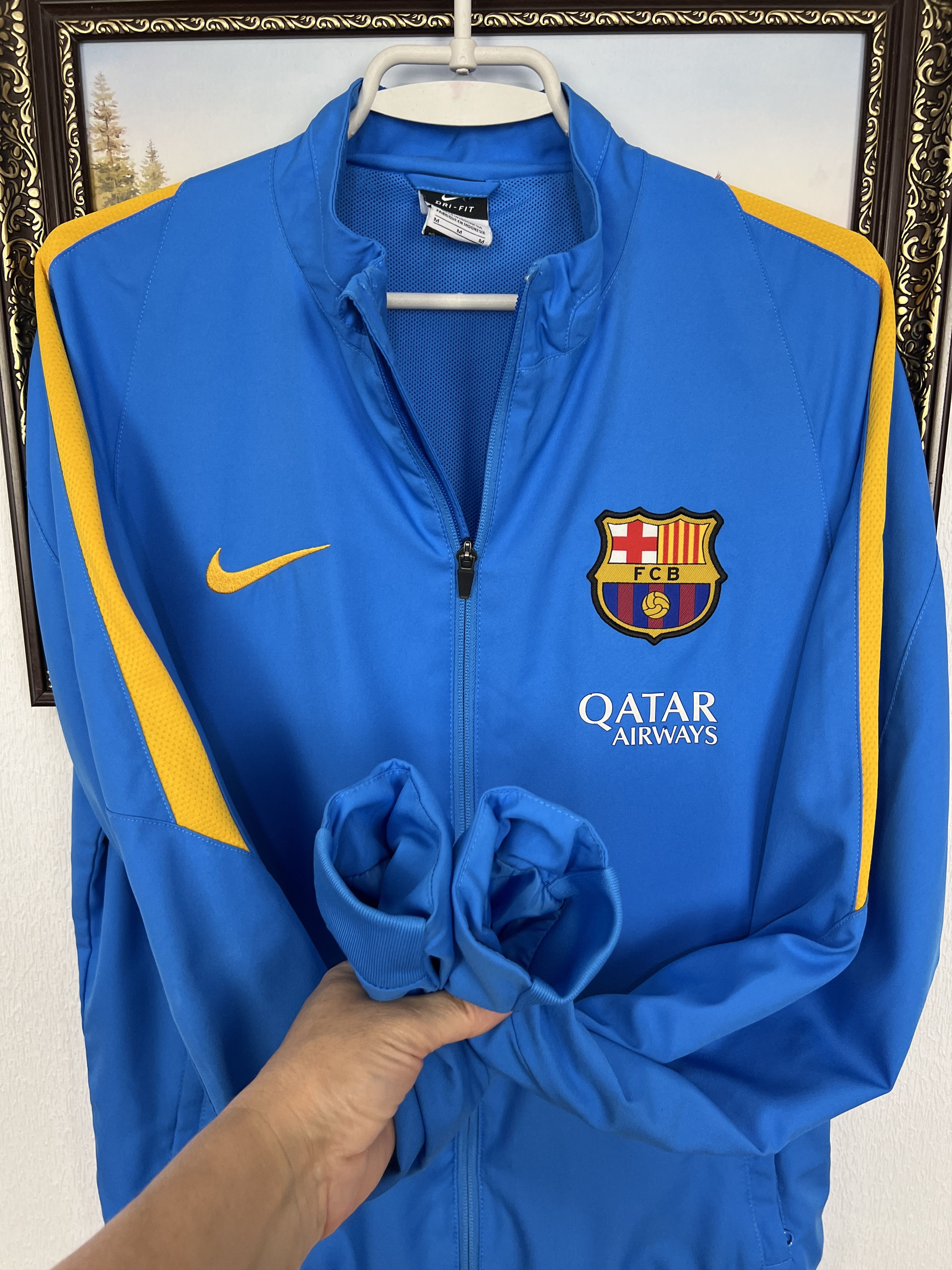 Nike Vintage Nike FC Barcelona Football Blue Train Jacket Soccer Size US M / EU 48-50 / 2 - 8 Thumbnail