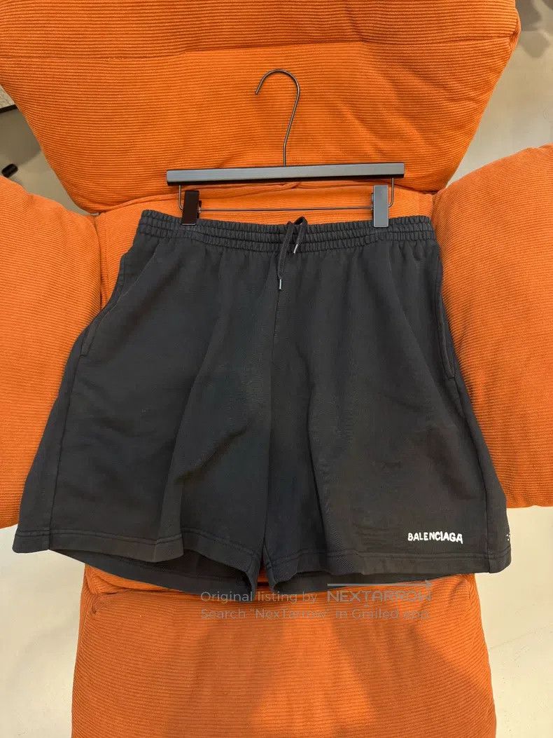 Balenciaga Balenciaga size S Solid Color Letter Drenched Logo Print E Size US 27 - 1 Thumbnail