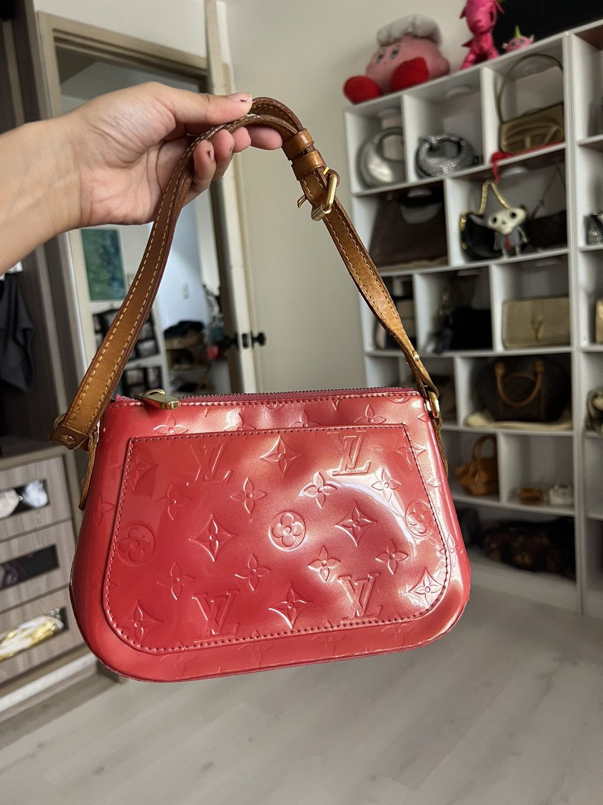 Lv red sling bag best sale