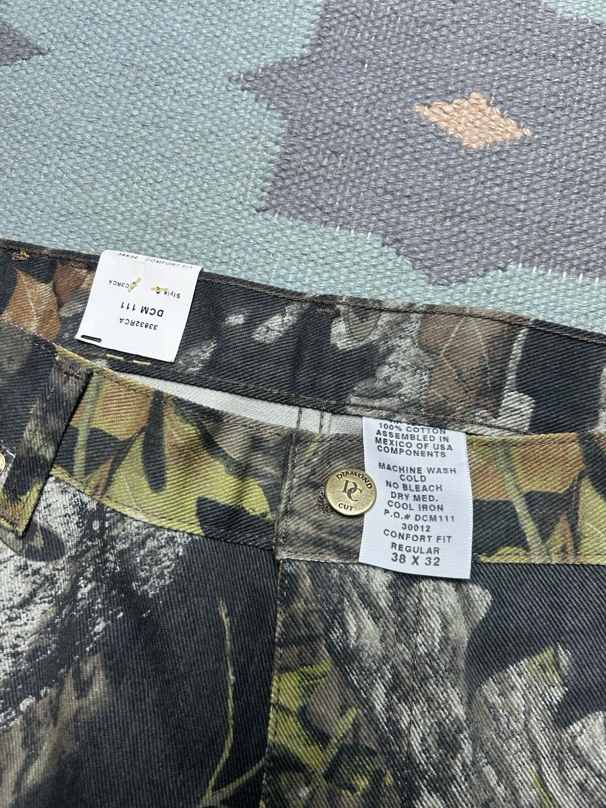 Vintage NEW Vtg diamond cut jean mossy oak camo camouflage NWT 38x31 Size US 38 / EU 54 - 9 Thumbnail