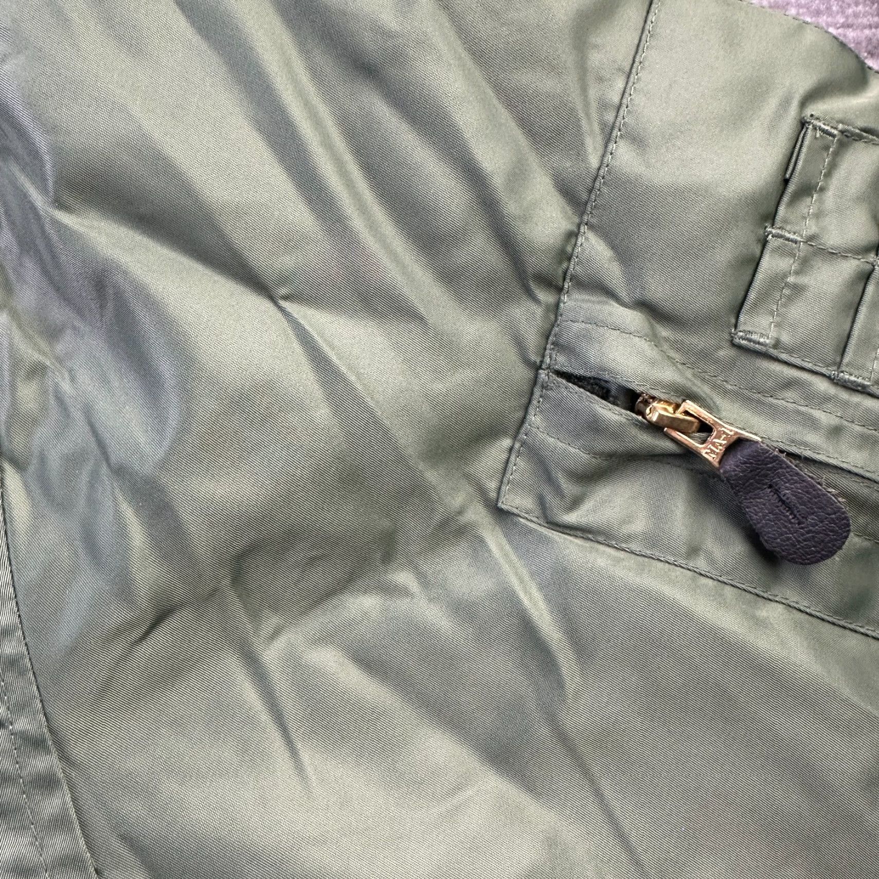 Rothco Rothco CWU-45/P Bomber Jacket Mens XL Green Vintage: No, Military, Outdoor, 90s, Nylon, Zip, Short Length, Regular Fit, Wool? Size US XL / EU 56 / 4 - 7 Thumbnail