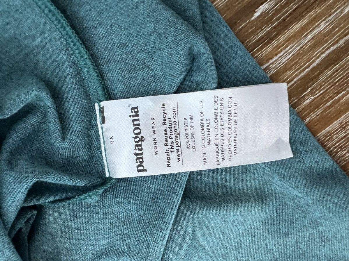 Patagonia Patagonia Hybrid Pocket Responsibili-Tee teal tee Size US M / EU 48-50 / 2 - 4 Thumbnail
