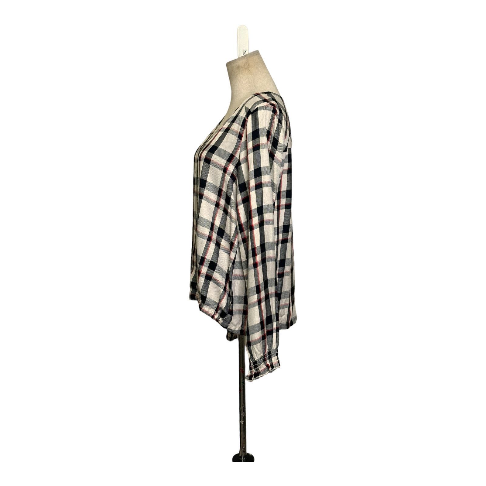 Sanctuary Sanctuary plaid long sleeves front crossed top size small Size S / US 4 / IT 40 - 8 Thumbnail