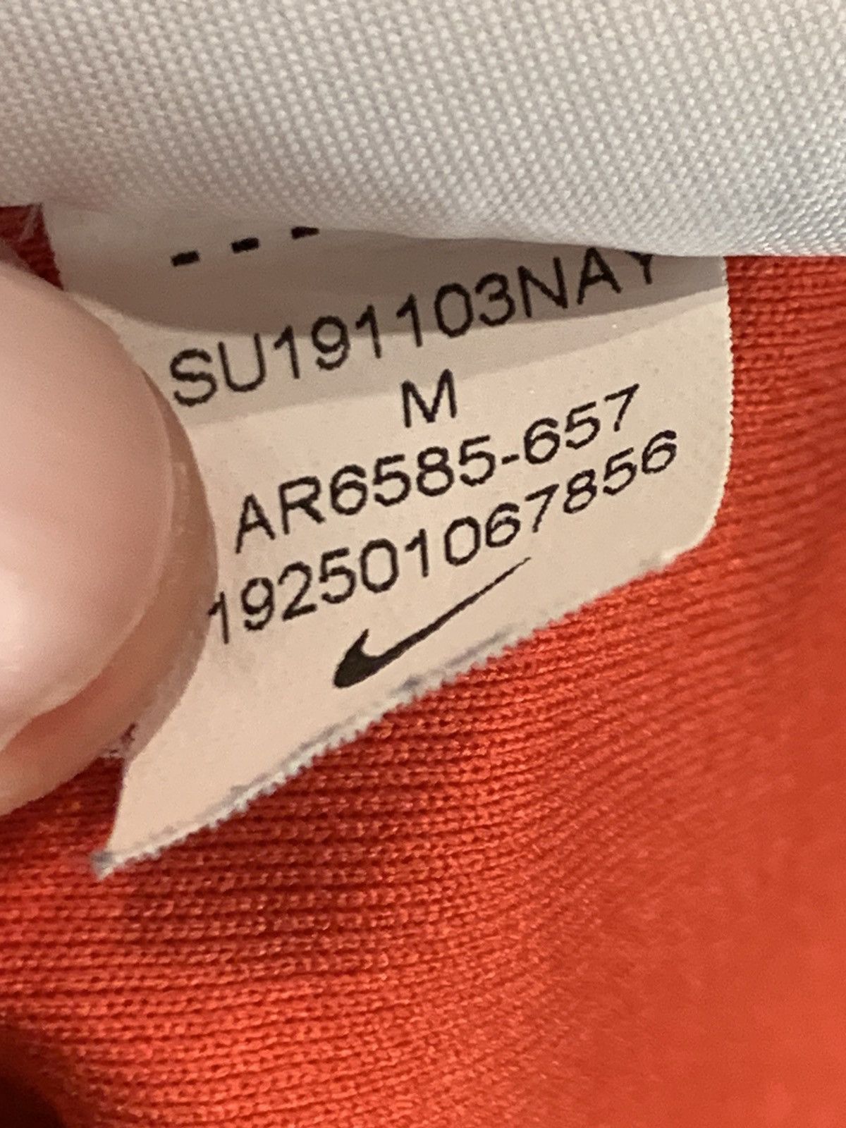 Nike *RARE* Center Swoosh Nike University Arizona Wildcats Shirt Size US M / EU 48-50 / 2 - 9 Thumbnail