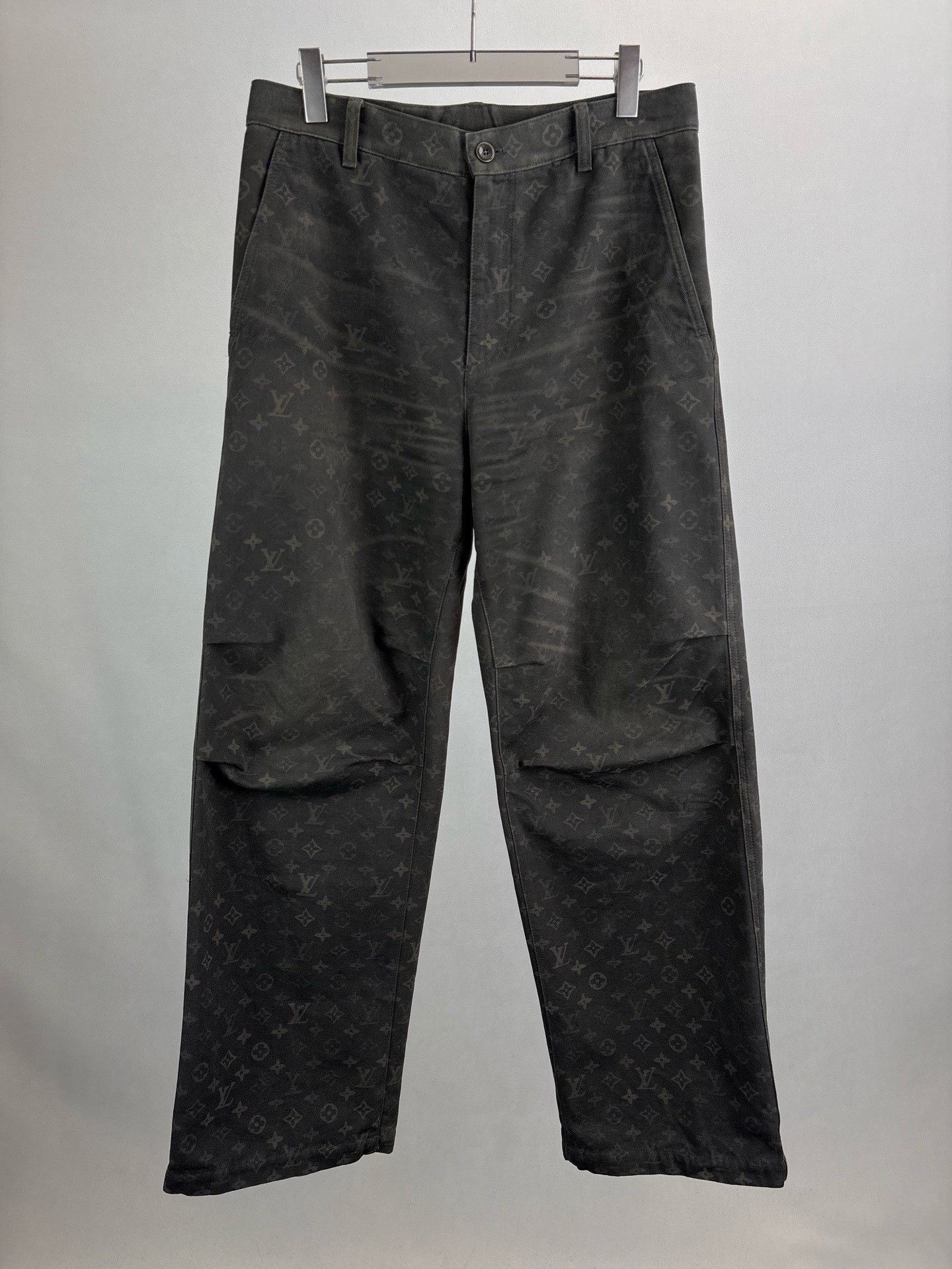 Louis Vuitton Louis Vuitton Monogram Allover Logo Jeans Size US 31 - 1 Thumbnail