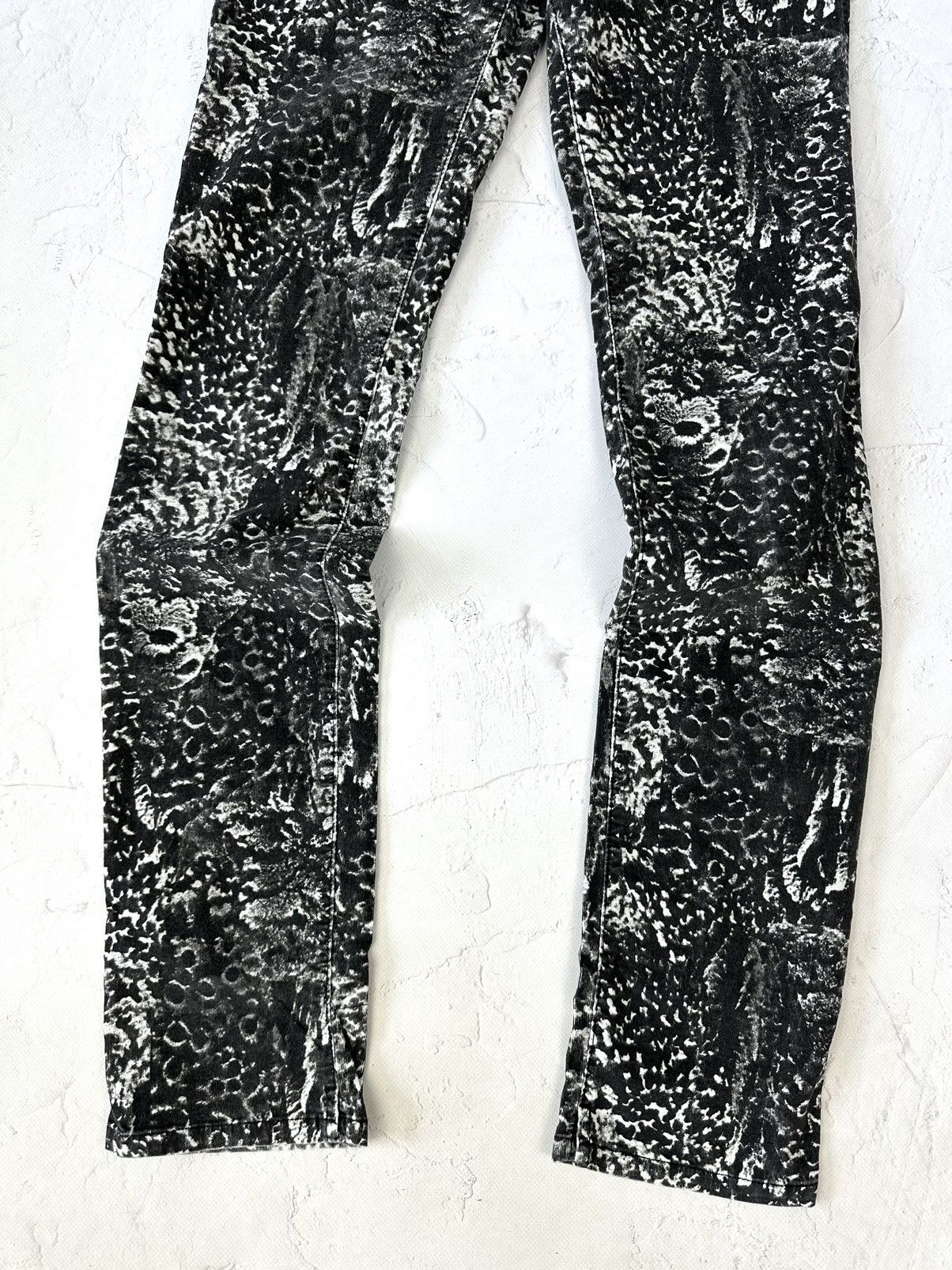 Diesel × Vintage Y2K Diesel Vintage Printed Women’s Jeans Pants Size 28" / US 6 / IT 42 - 2 Thumbnail