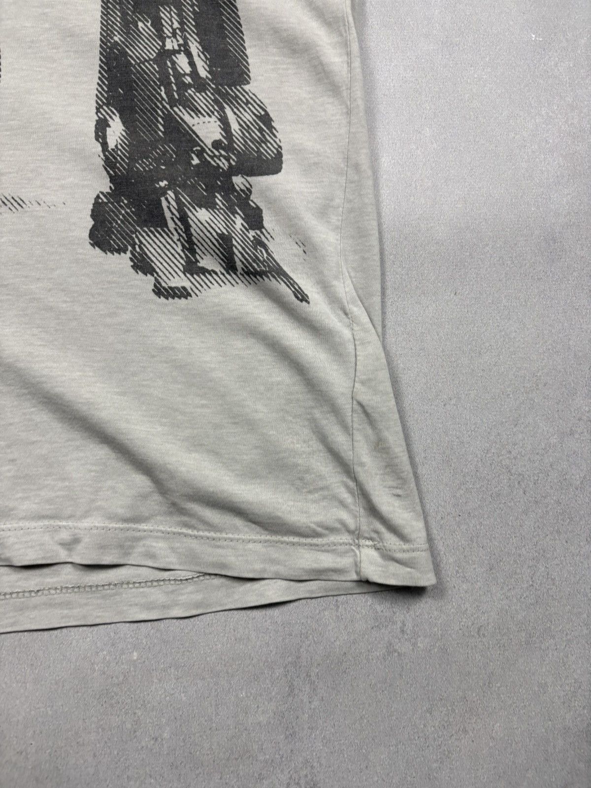 FCUK Transformers x FCUK Graphic T Shirt 2007 Hasbro Movie Promo Size US M / EU 48-50 / 2 - 6 Thumbnail