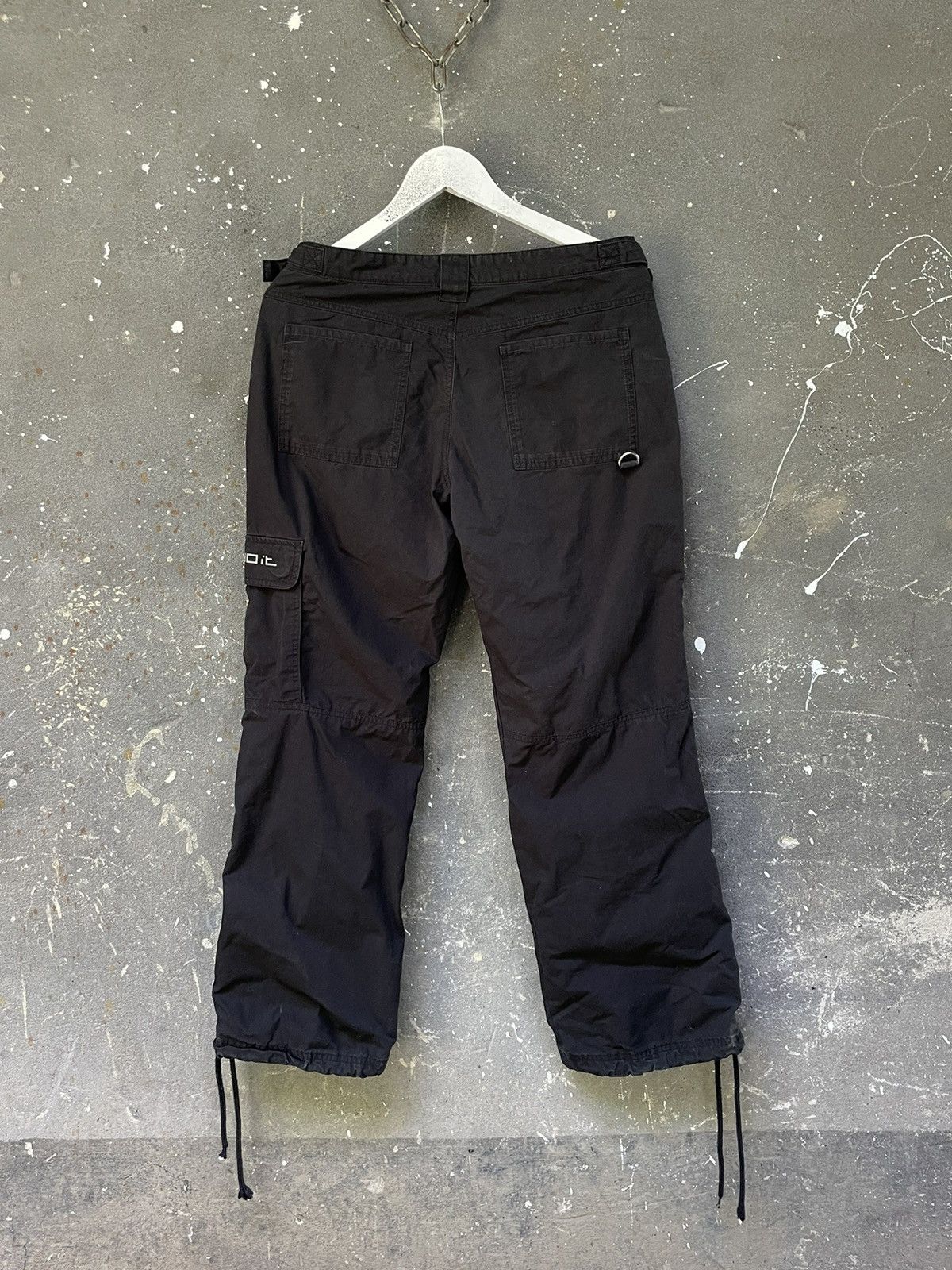 Nike × Vintage Vintage 00’s Nike Black Cargo Pants Y2K Swoosh RARE Size 32" / US 10 / IT 46 - 2 Thumbnail