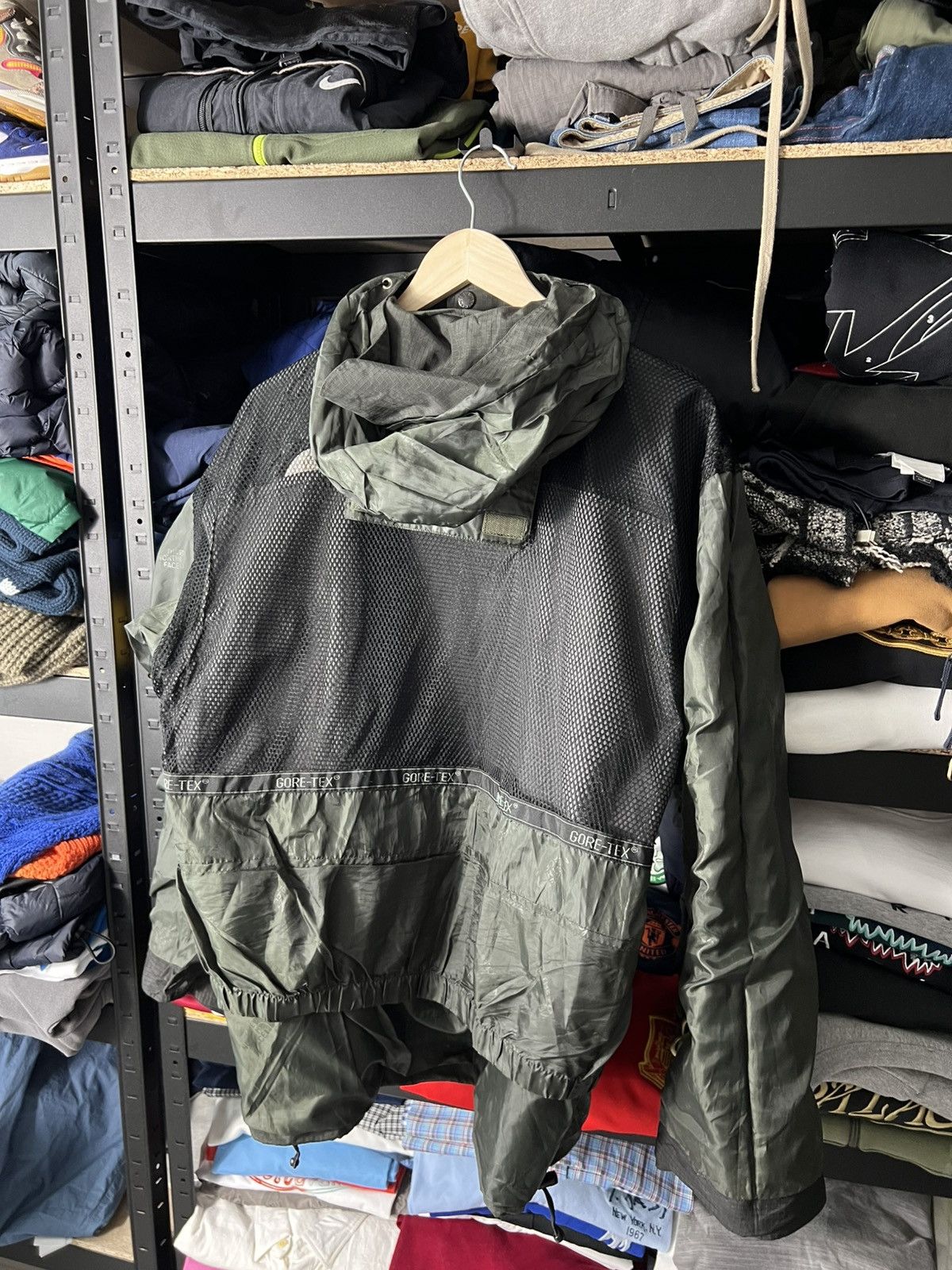 The North Face Vintage The North Face Summit Series Gore-Tex XCR Ski Jacket Size US M / EU 48-50 / 2 - 18 Thumbnail