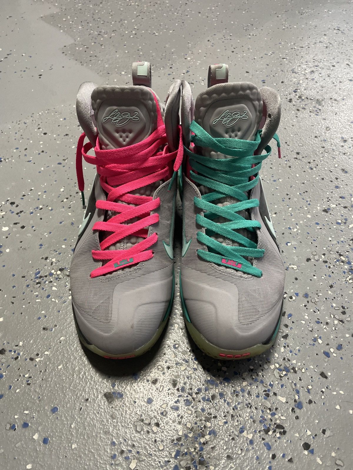 Nike 2012 Nike Lebron 9 Elite South Beach Size US 10.5 / EU 43-44 - 3 Thumbnail