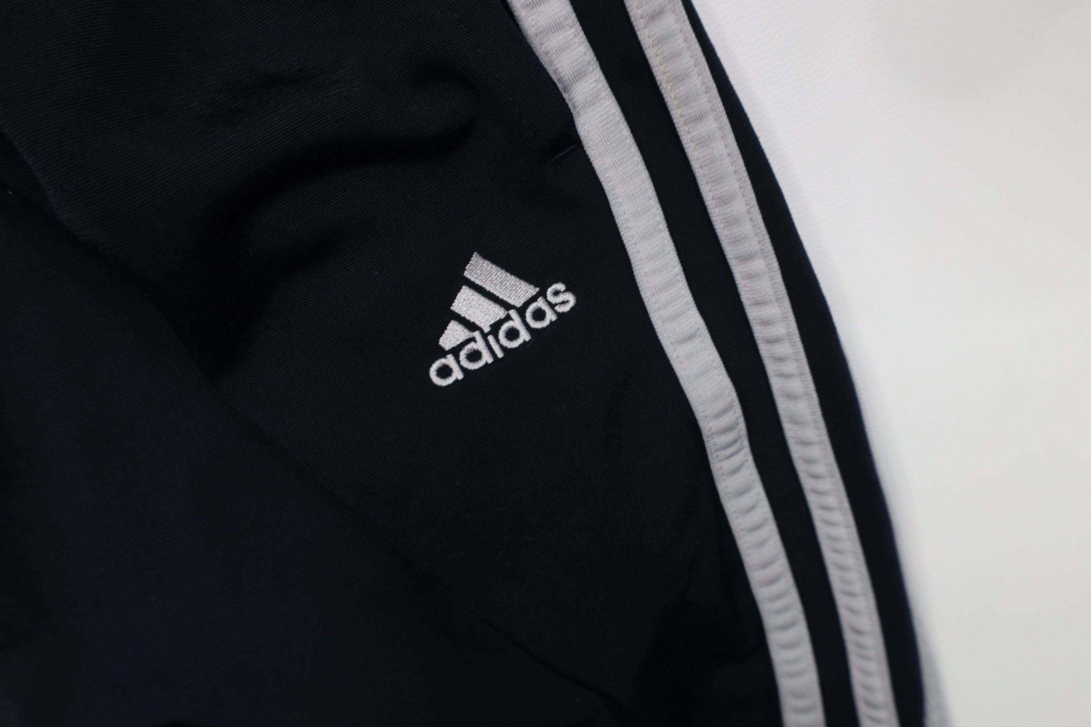 Adidas Vintage Y2K Adidas Spell Out Wide Leg Sweatpants Pants Silky Size US 36 / EU 52 - 5 Thumbnail