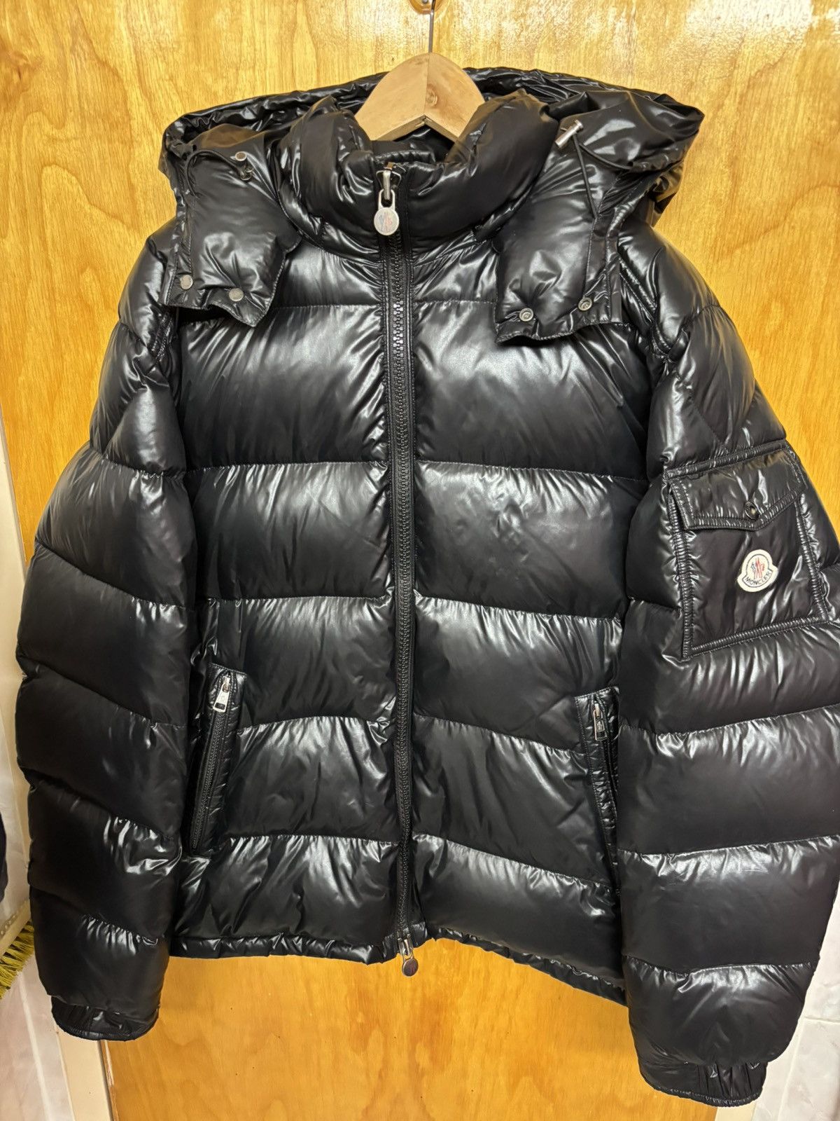 Moncler Moncler montcla size 3 M Medium black Mens down