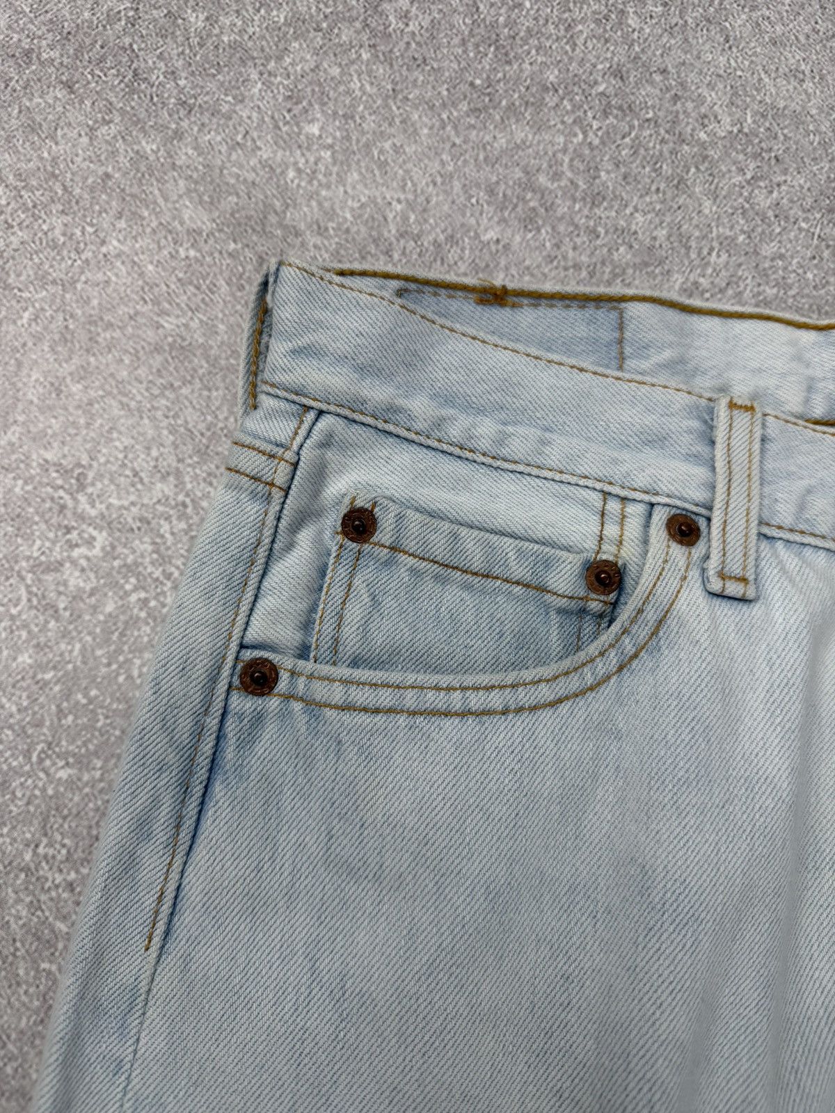 Levi's Vintage Levis Blue Denim Jeans Men’s Size 29x34 Size US 29 - 7 Thumbnail