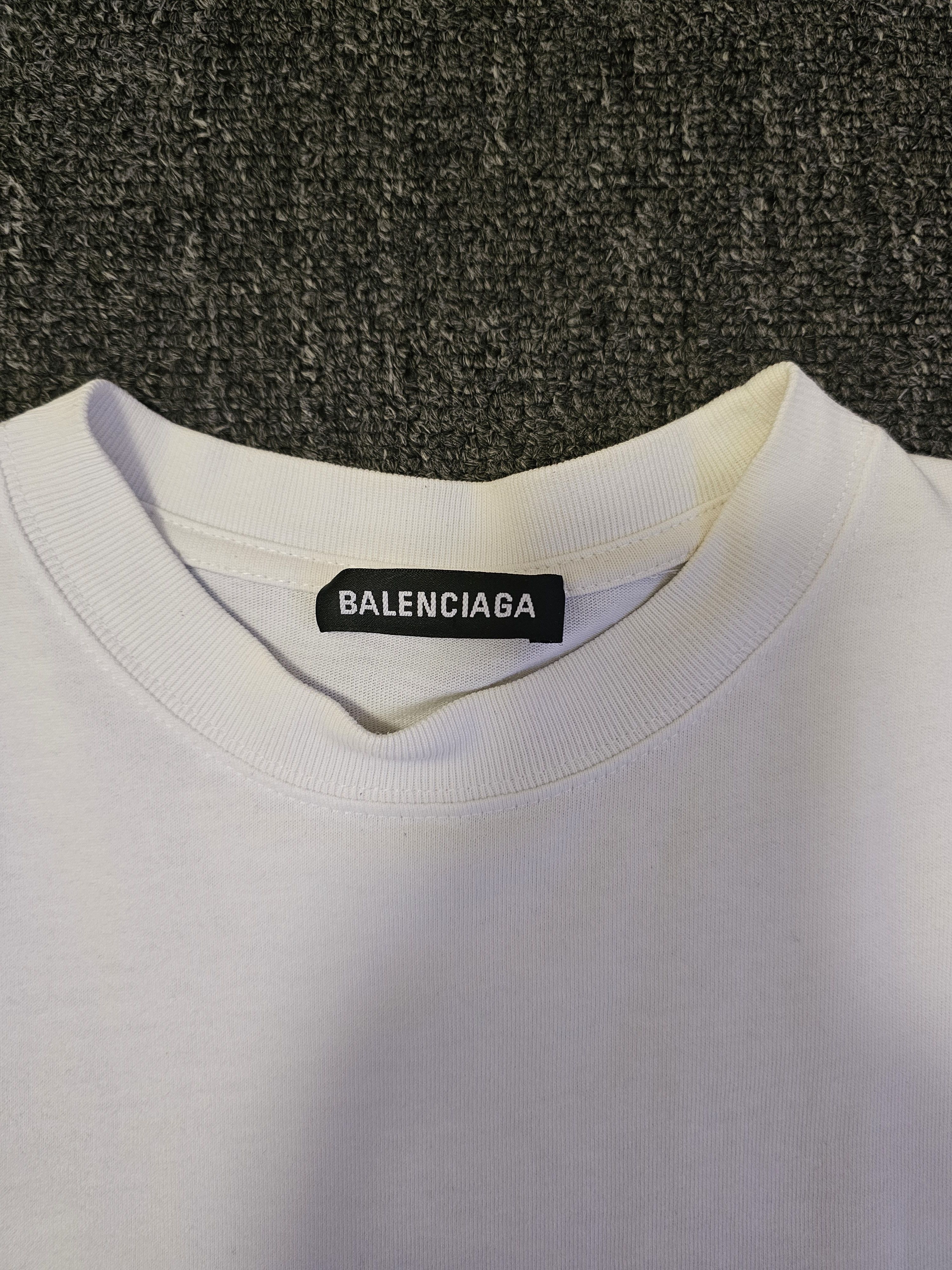 Balenciaga Balenciaga Men's White Oversized T-Shirt XXS Size US XXS / EU 40 - 3 Thumbnail