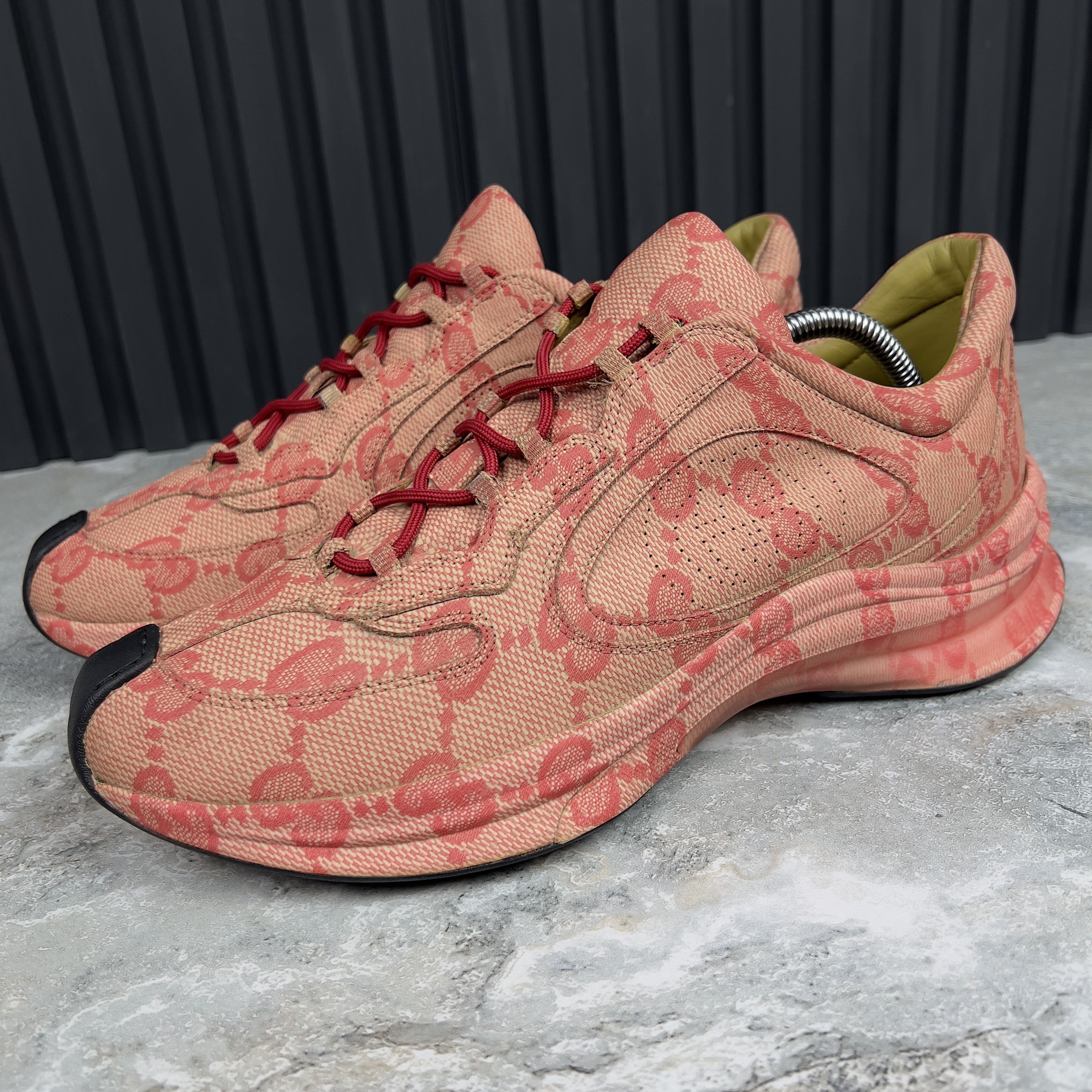 Gucci Gucci Run GG Supreme Monogram Trainers Sneakers Leather Size US 10 / EU 43 - 4 Thumbnail
