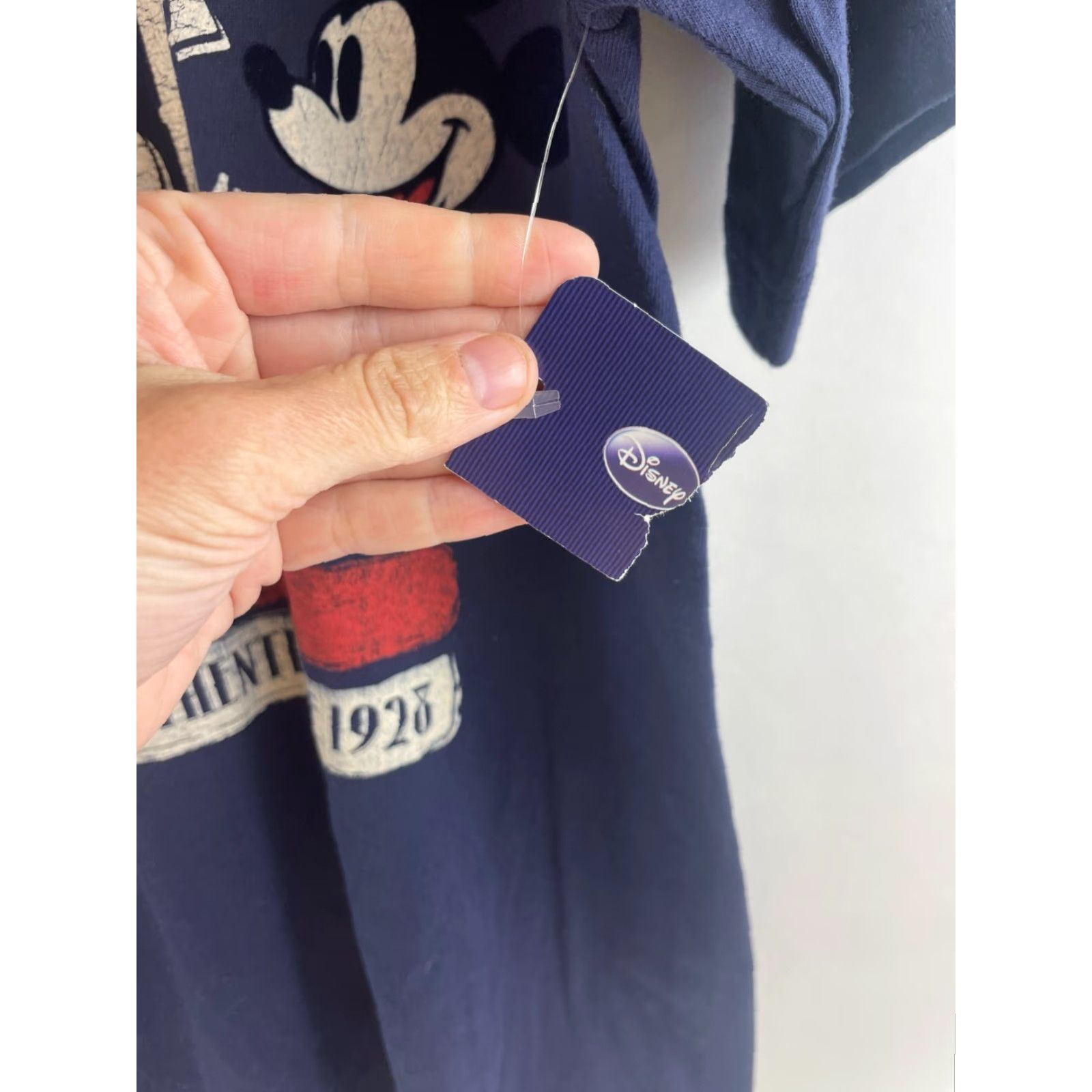Disney Disney Shirt Men Size Large Navy Blue Mickey Mouse Velvet Details Crew Neck Size US L / EU 52-54 / 3 - 5 Thumbnail