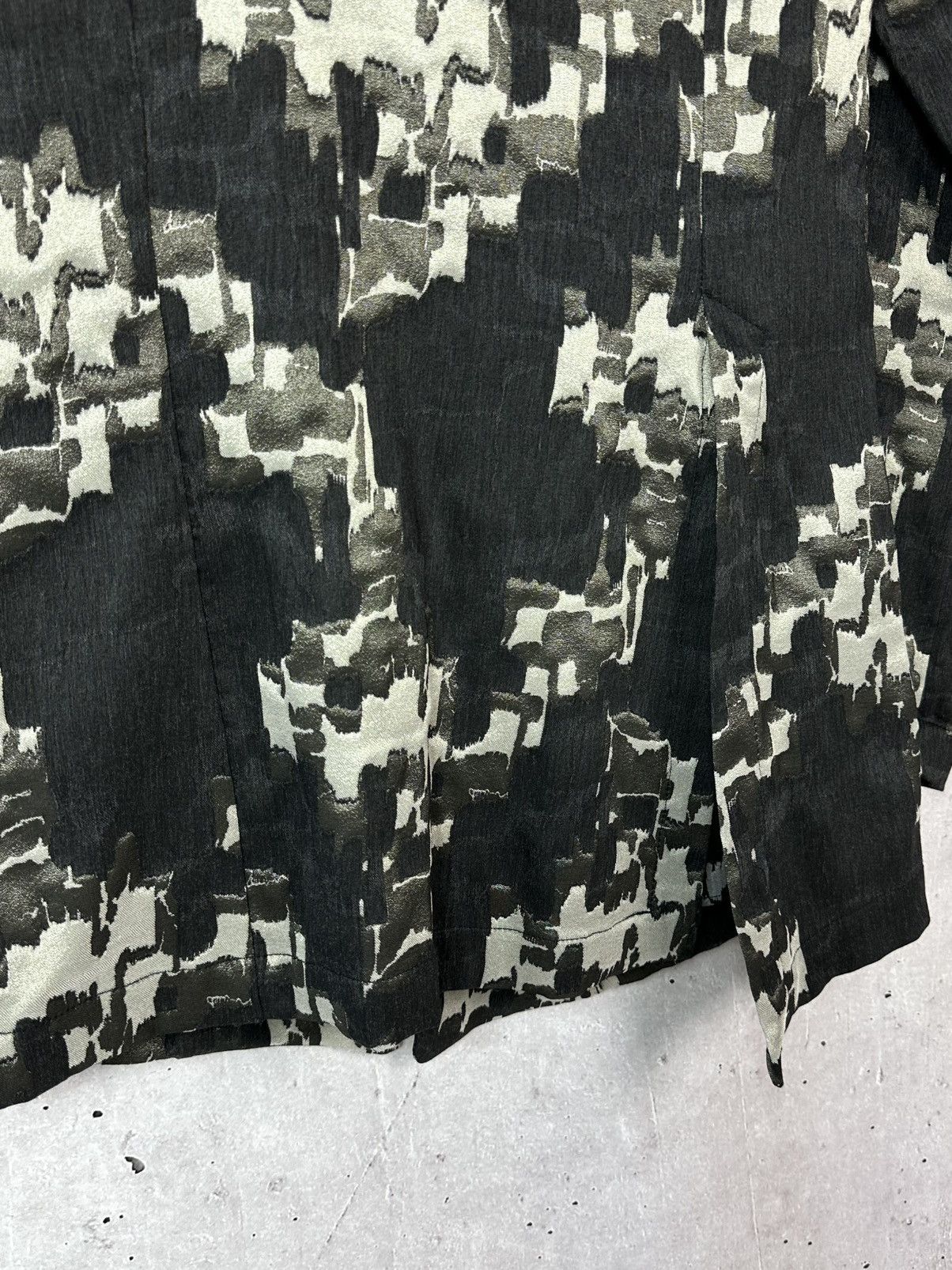 Sarah Pacini × Vintage Vintage Sarah Pacini Made in Italy Camo Style Blazer Size S / US 4 / IT 40 - 9 Thumbnail