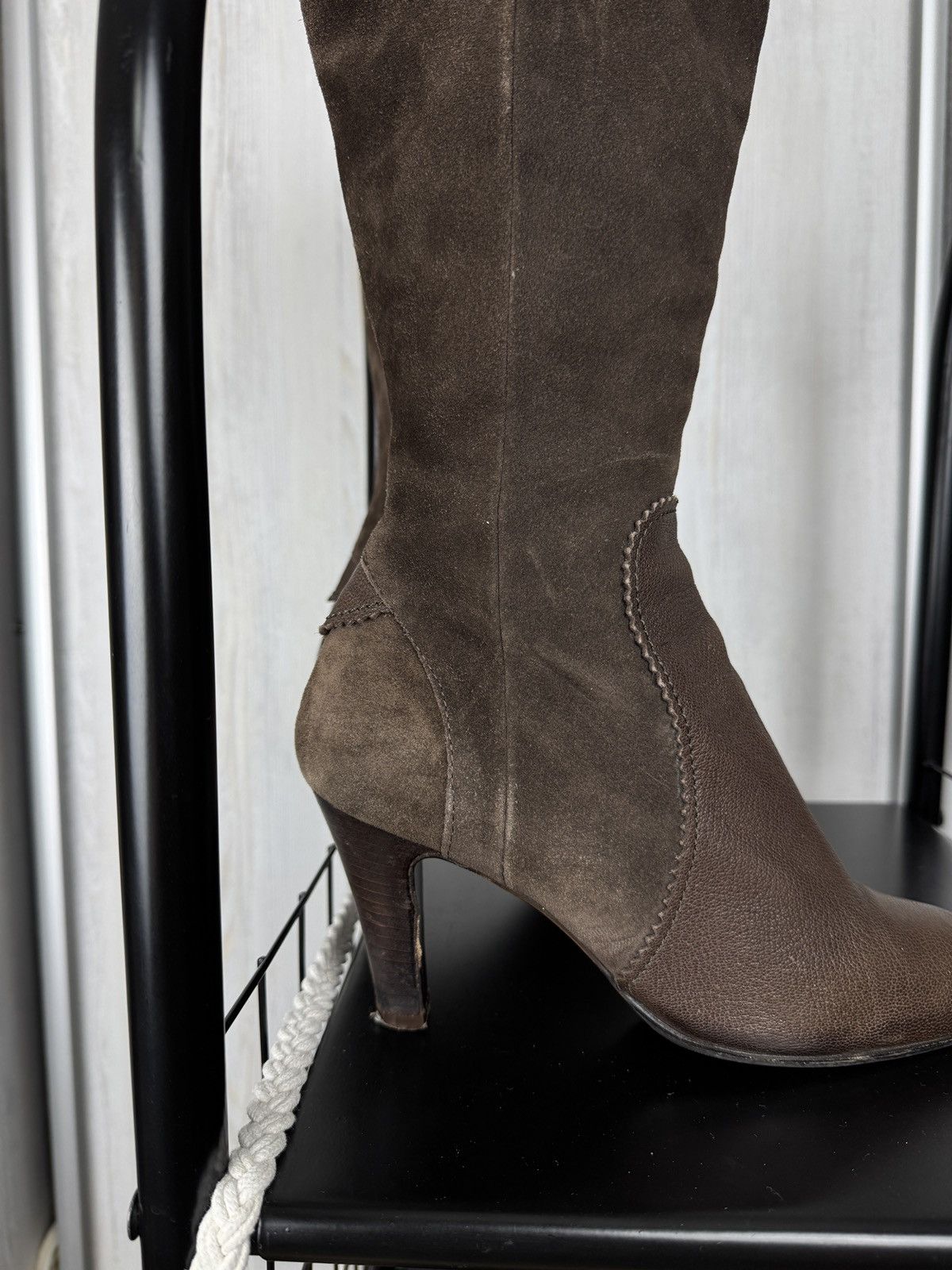 Max Mara Max Mara made in Italy brown suede boots knee length Size US 7 / IT 37 - 2 Thumbnail