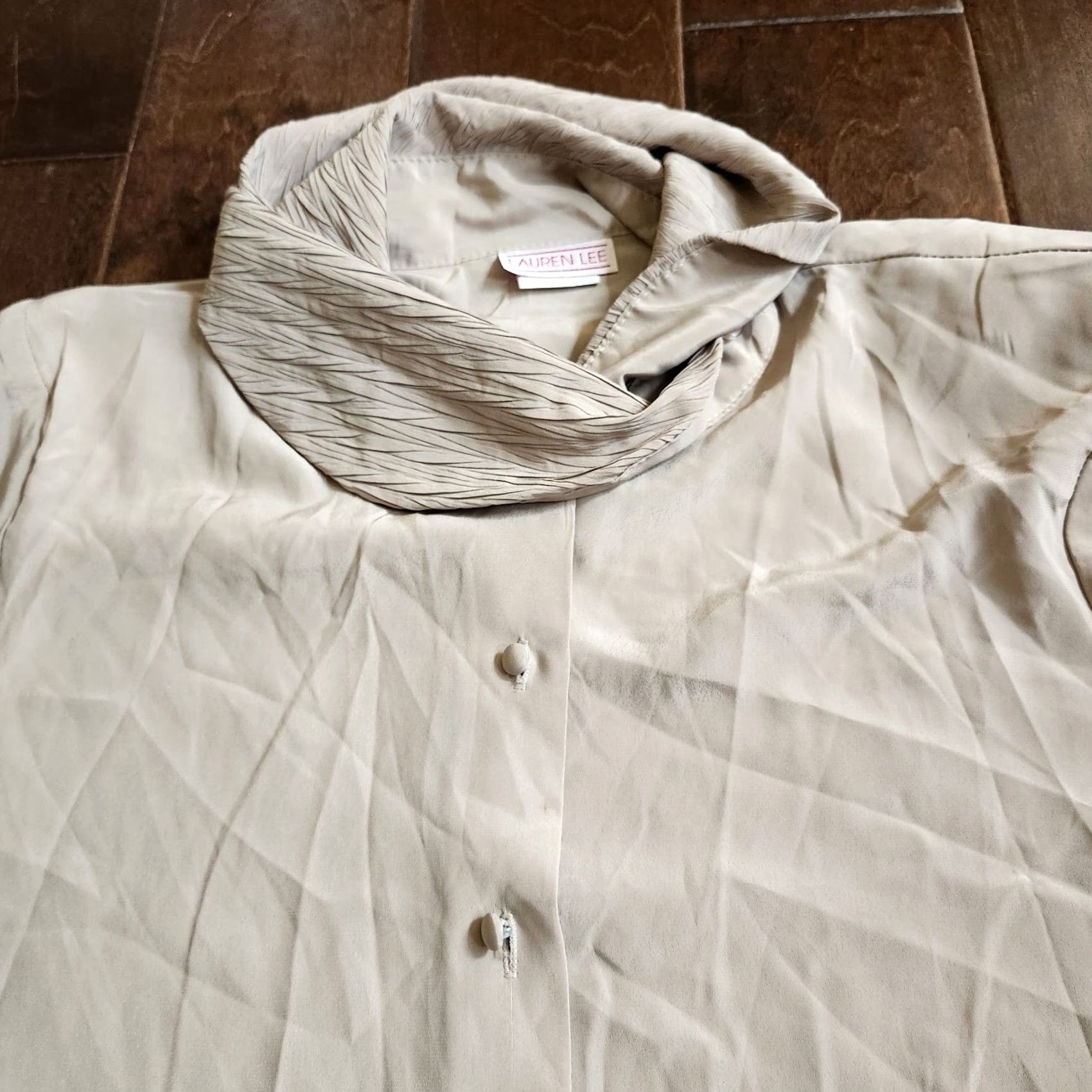 Lee Lauren Lee Blouse Women's Beige High Neck Button Long Sleeve Size 14 Regular 14 Solid Pattern Travel Business Cocktail Party Casual Size XL / US 12-14 / IT 48-50 - 5 Thumbnail