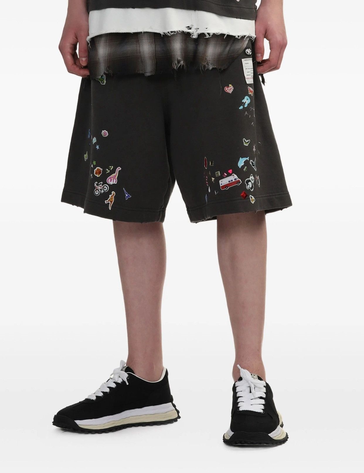 Maison MIHARA YASUHIRO Maison Miharayasuhiro sticker shorts Size US 36 / EU 52 - 4 Thumbnail
