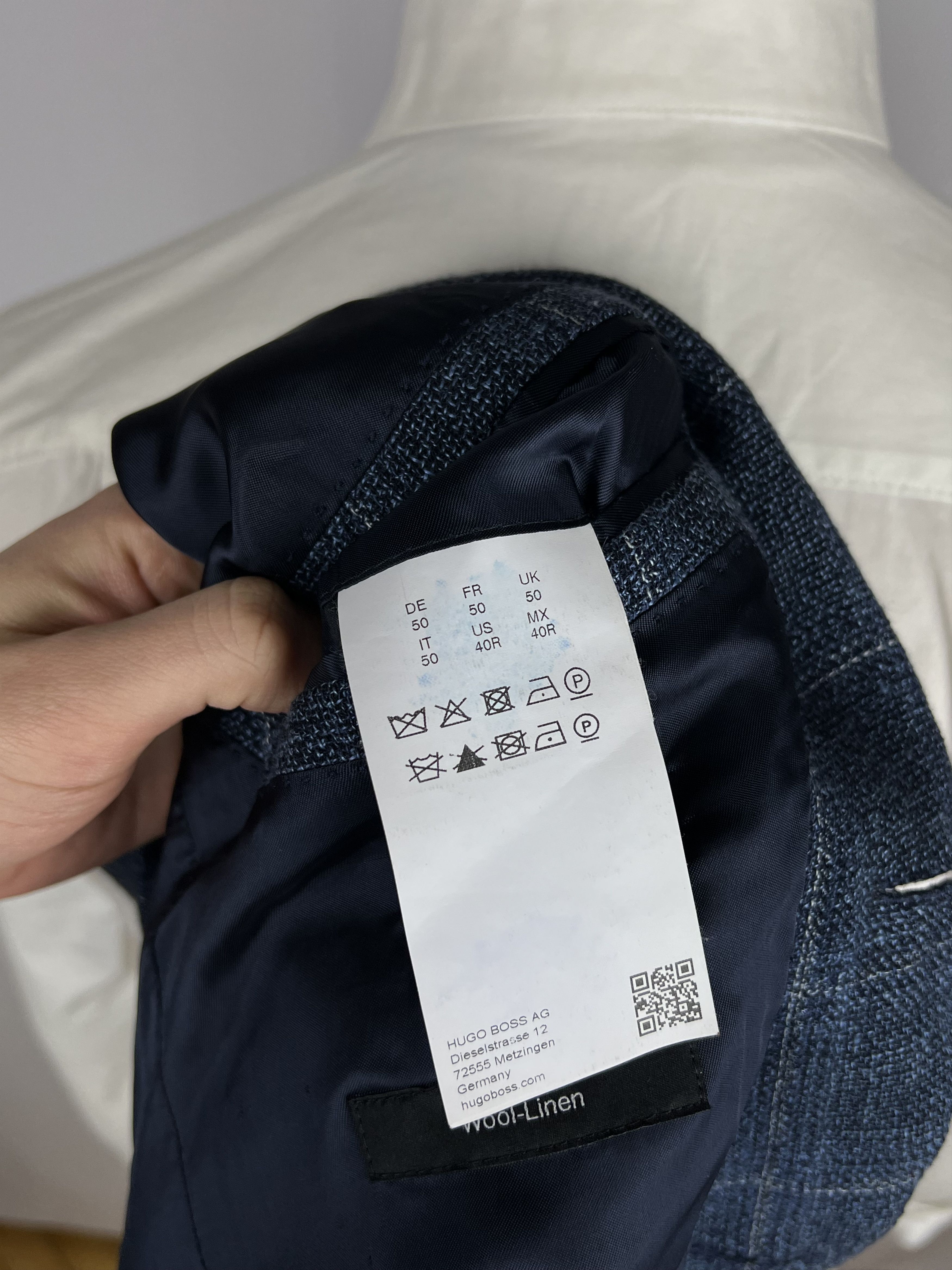 Hugo Boss Navy Windowpane Check Wool\Linen Sport Coat Size 40R - 10 Thumbnail