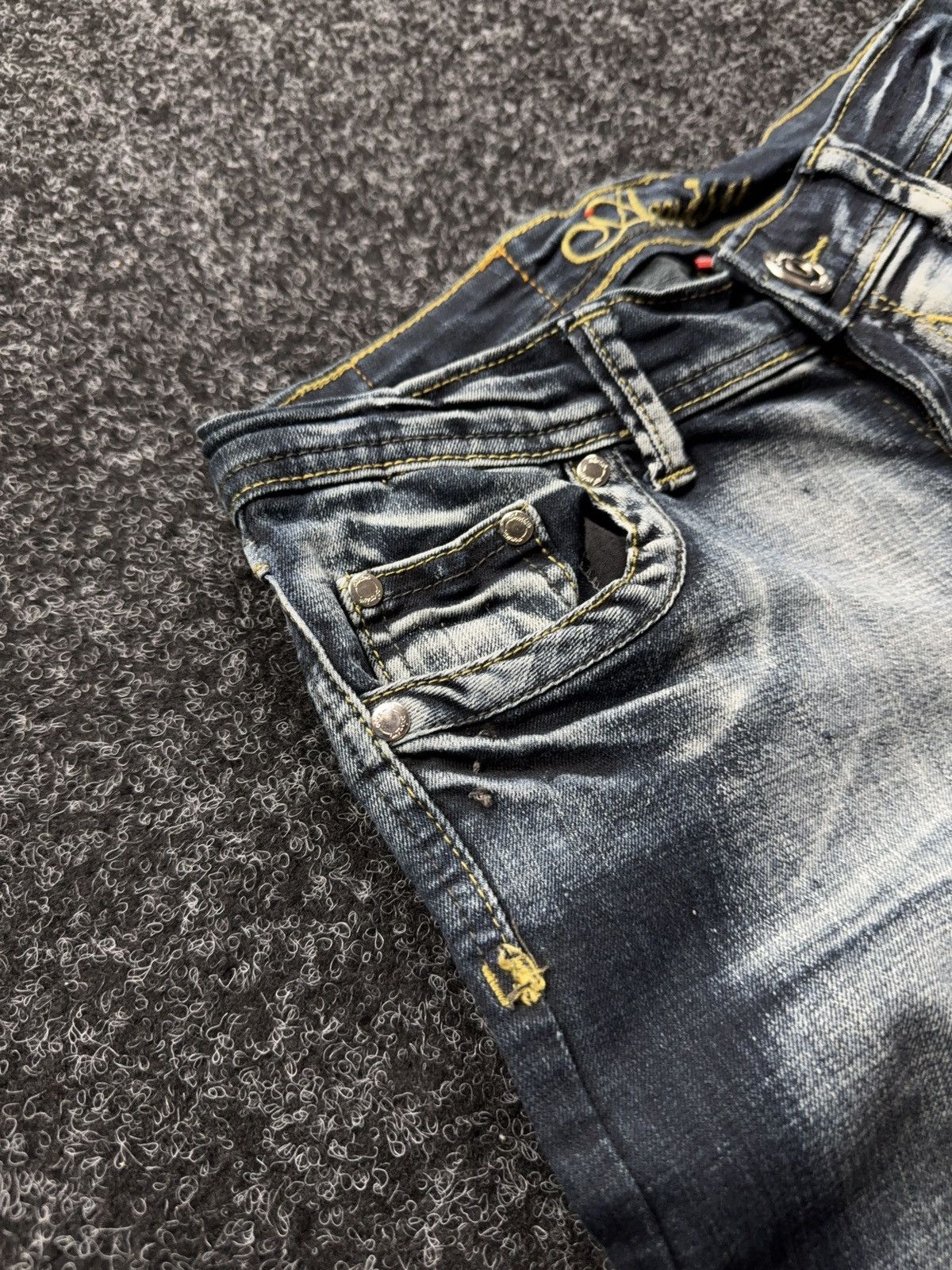 Hysteric Glamour Y2K Japanese LGB Punk Crown Embroidered Flared Denim Jeans Size 29" - 10 Thumbnail