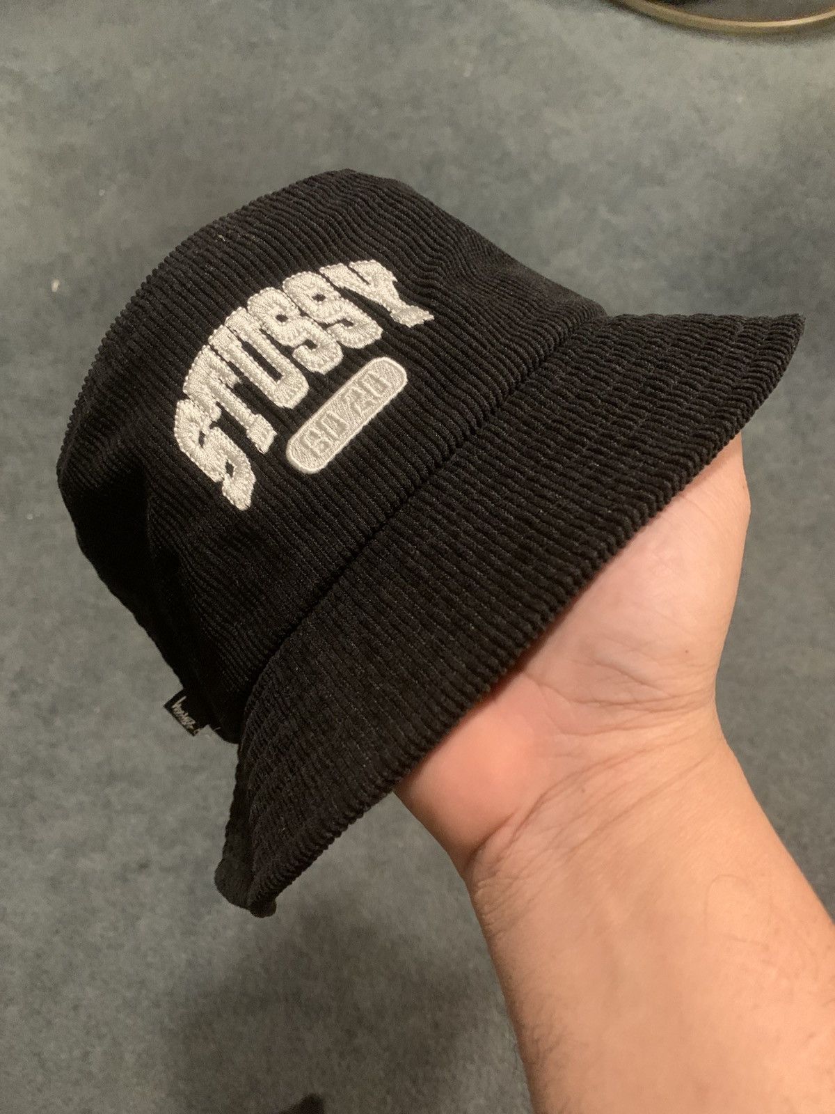 STUSSY CORDUROY BUCKET HAT