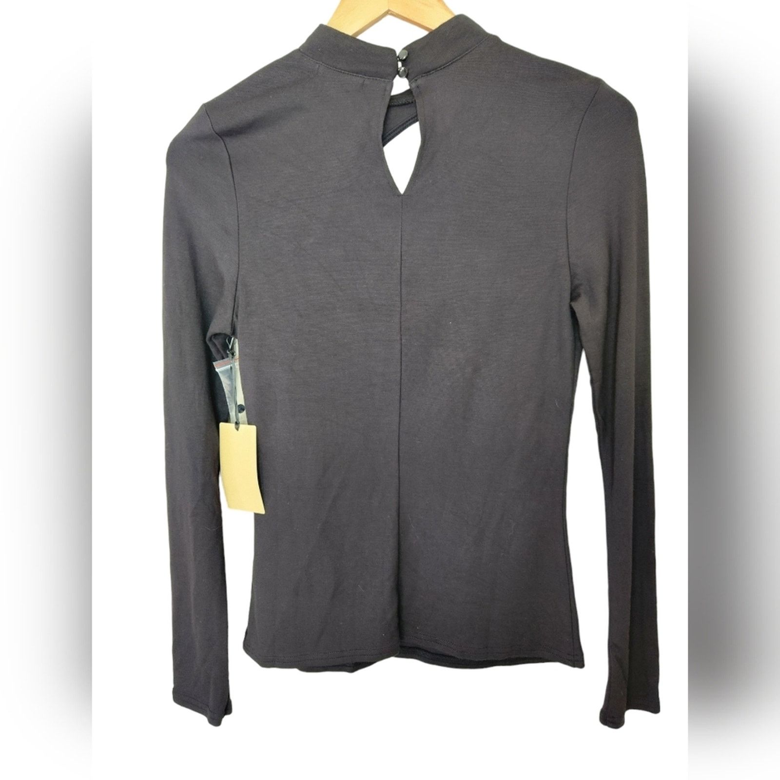 Nordstrom NWT Nordstrom Halogen cut out detail long sleeve top Size S / US 4 / IT 40 - 2 Thumbnail