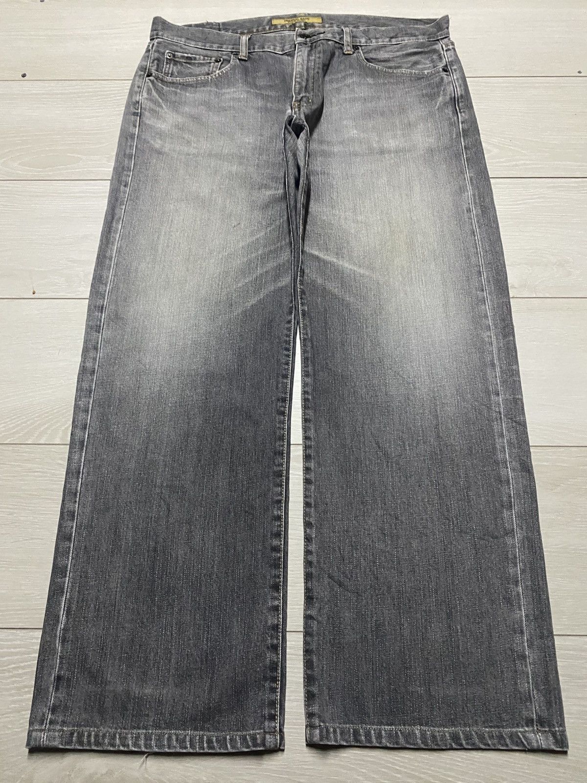 Uniqlo Vintage Uniqlo S003 Stone Wash Distressed Baggy Jeans Size US 37 - 1 Thumbnail